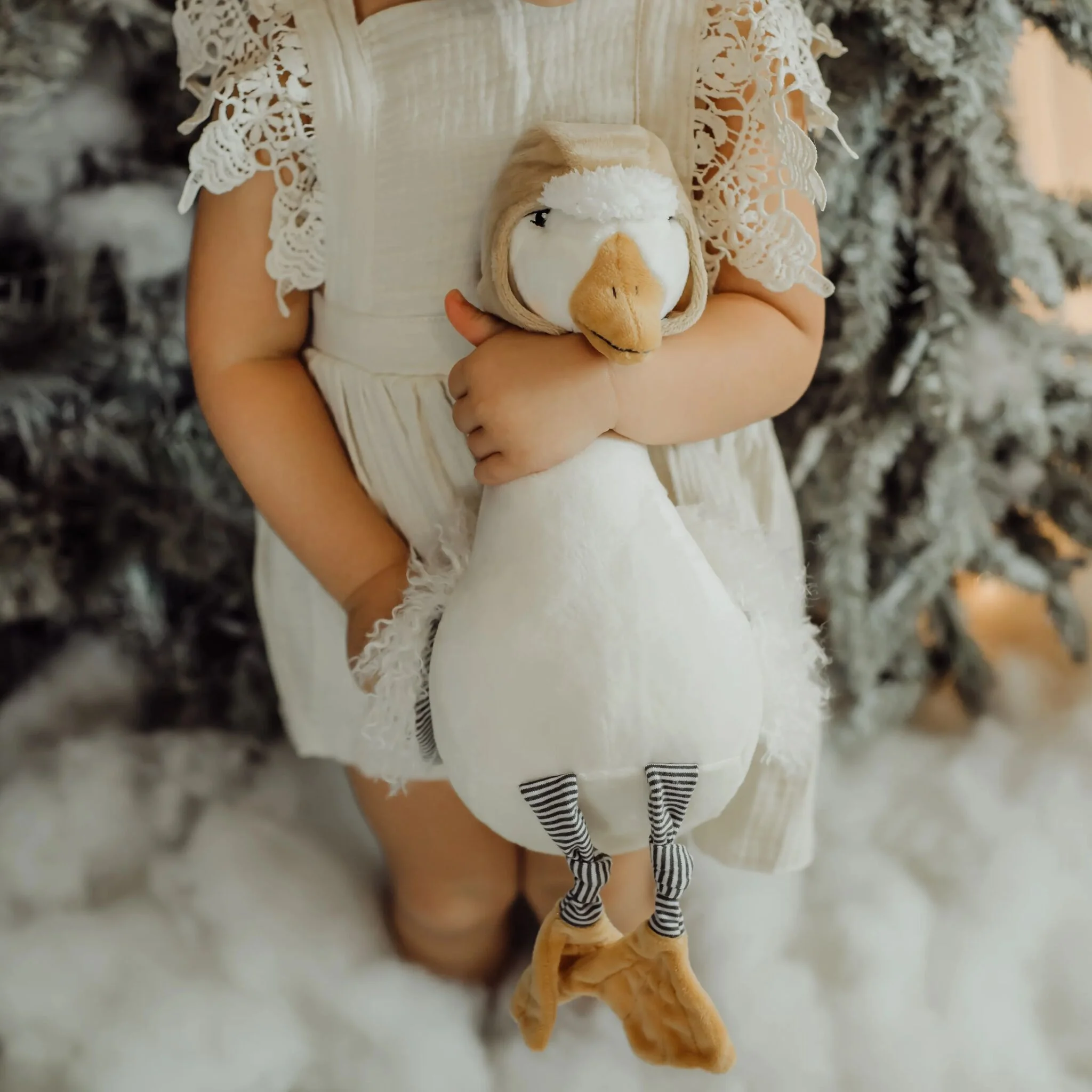 Avery The Aviator Snow Goose - Image 5