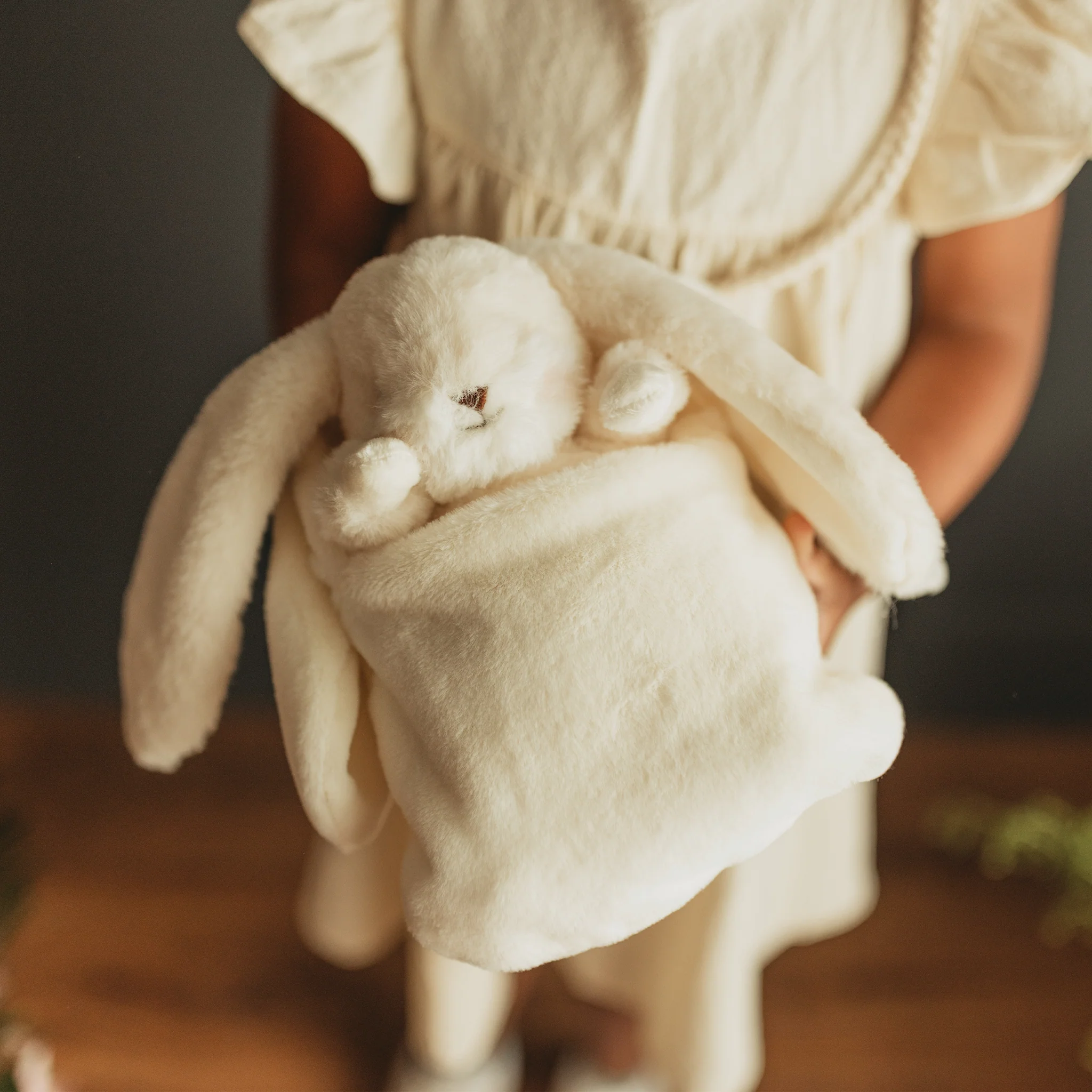 RETIRED - Bunny Bag - Cream - Image 4