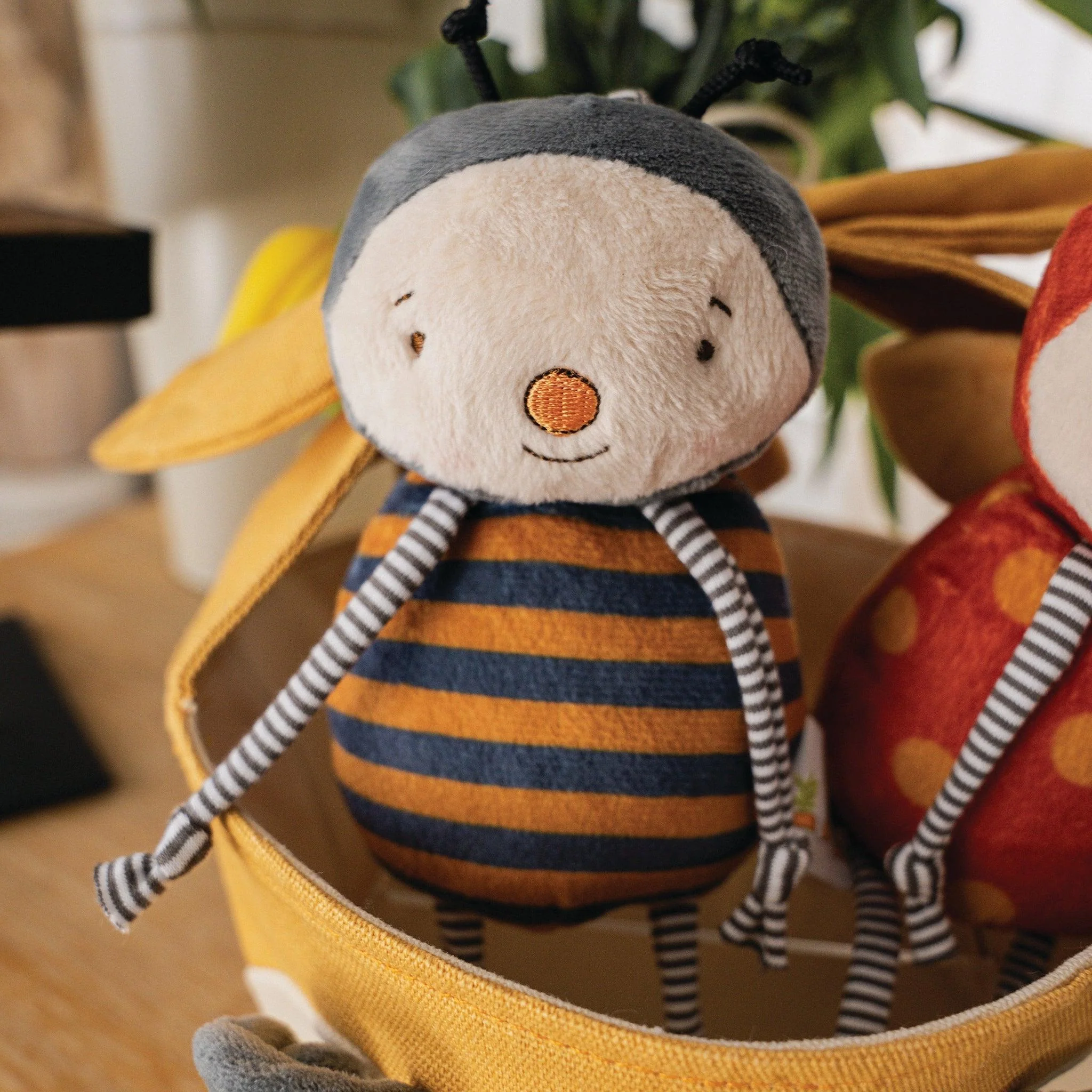 Buzzbee - Image 5