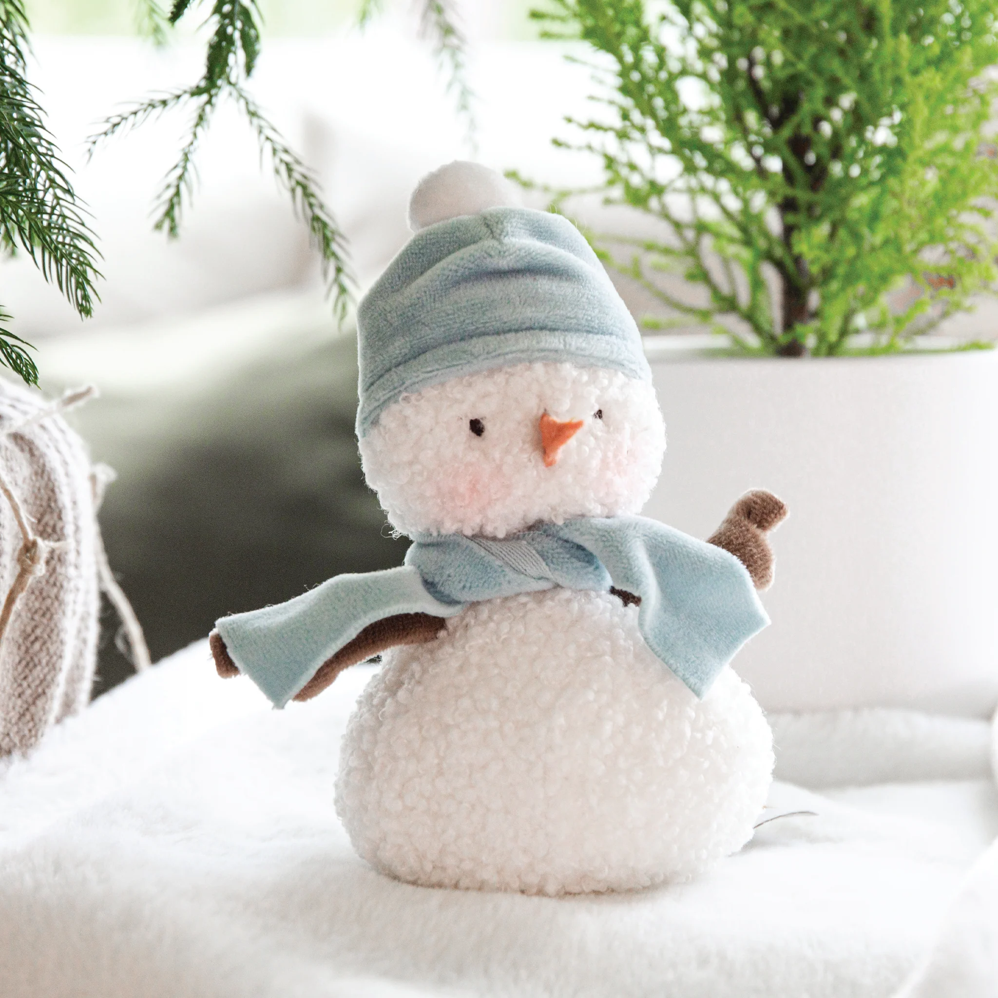 RETIRED - Chilly the Snowman Roly Poly - Image 6