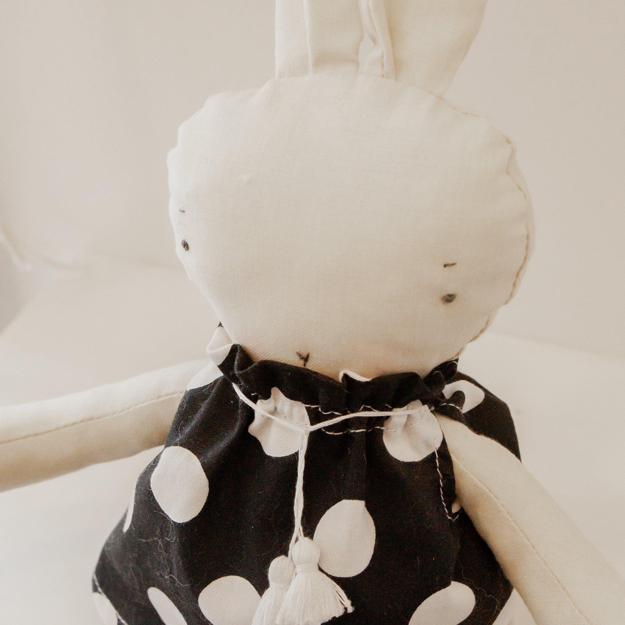 RETIRED - Hutch Studio - Dottie Bun 1 - One of a Kind Bunny - Image 2