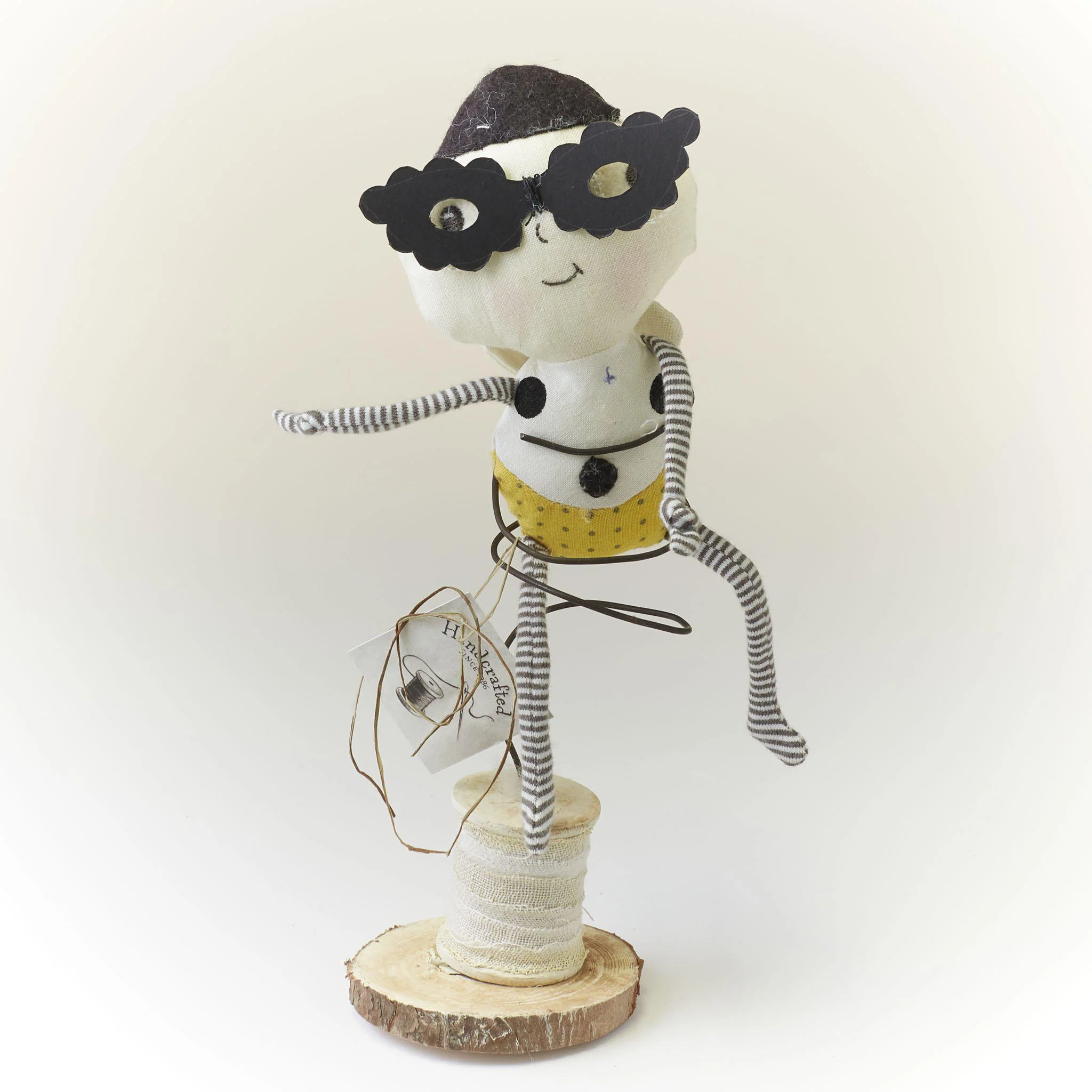 RETIRED - Hutch Studio - Ollie B - One Of A Kind Bug