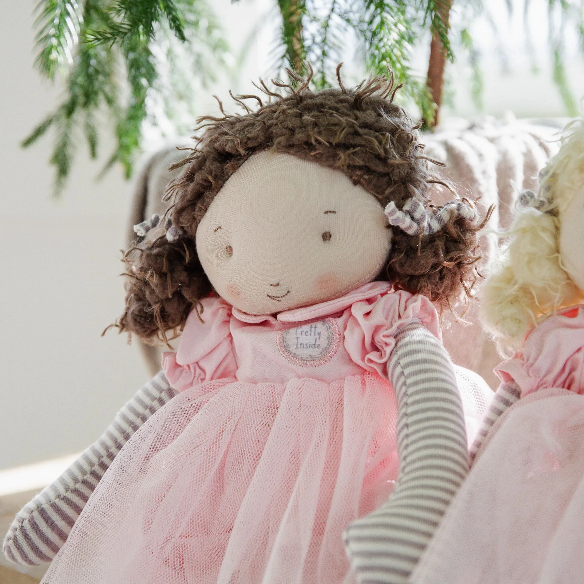 Elsie Doll - Brown Hair - Image 4
