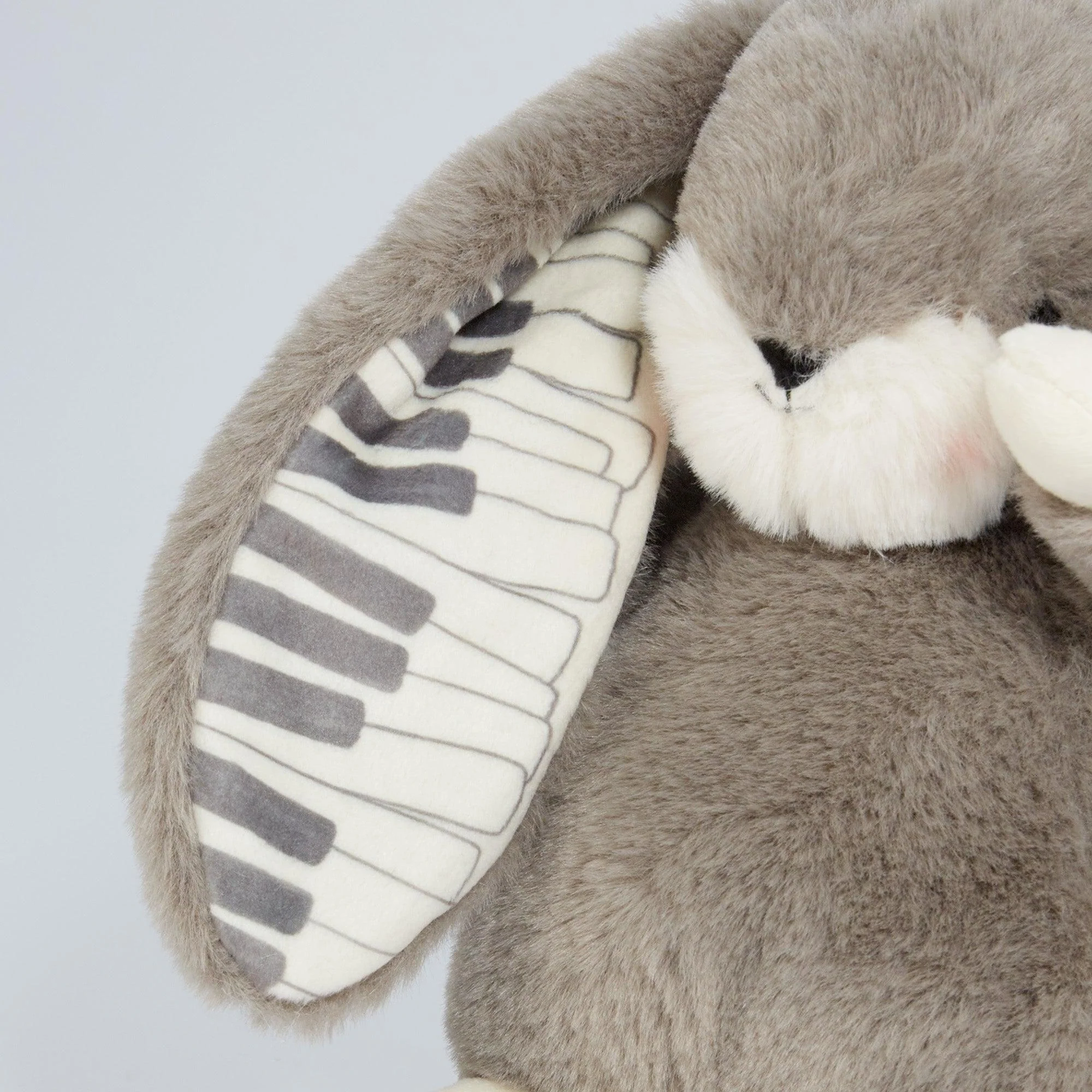 RETIRED - FAO Schwarz 160th Anniversary Tiny Nibble 8" Bunny - Image 2