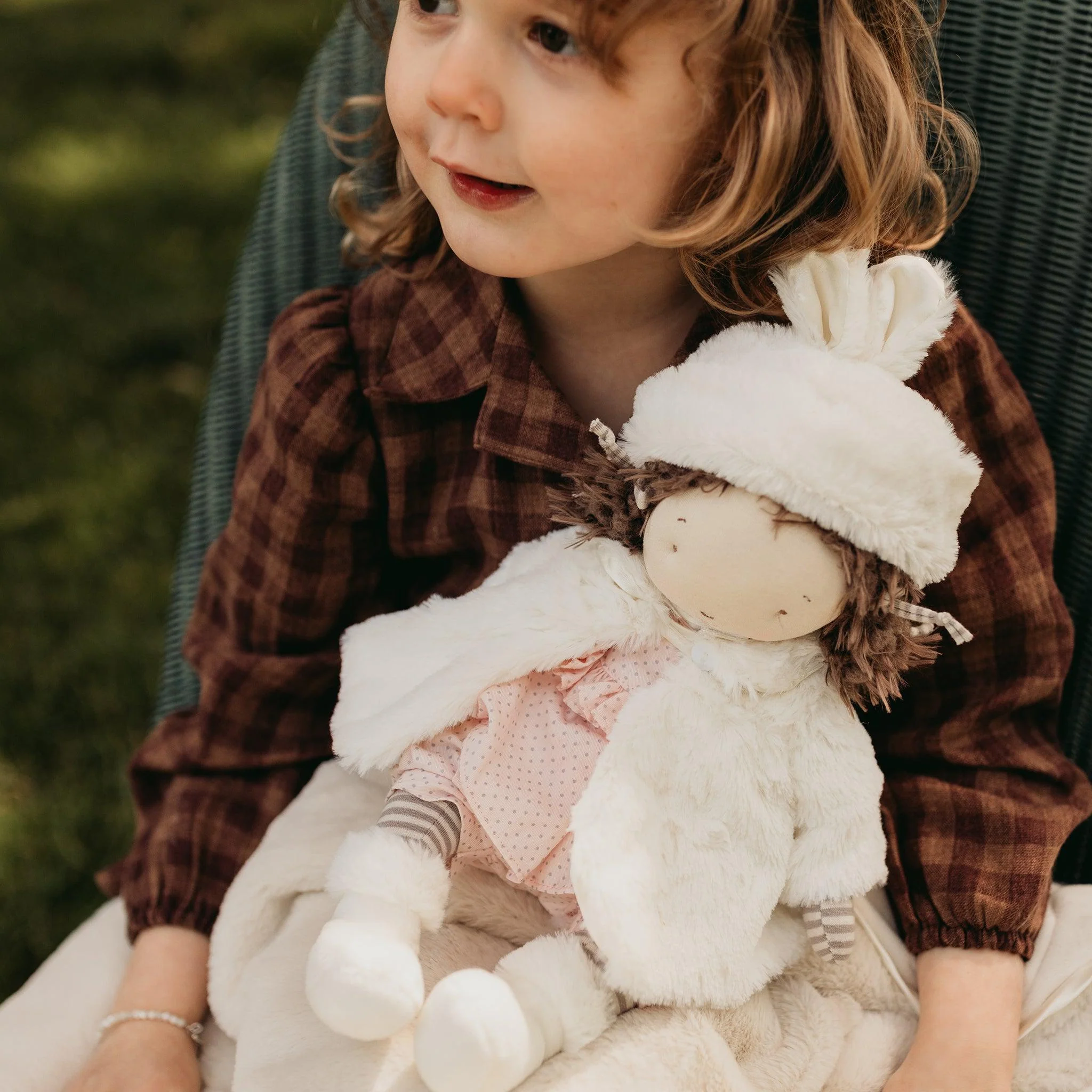 Glad Dreams Elsie Doll - Image 7