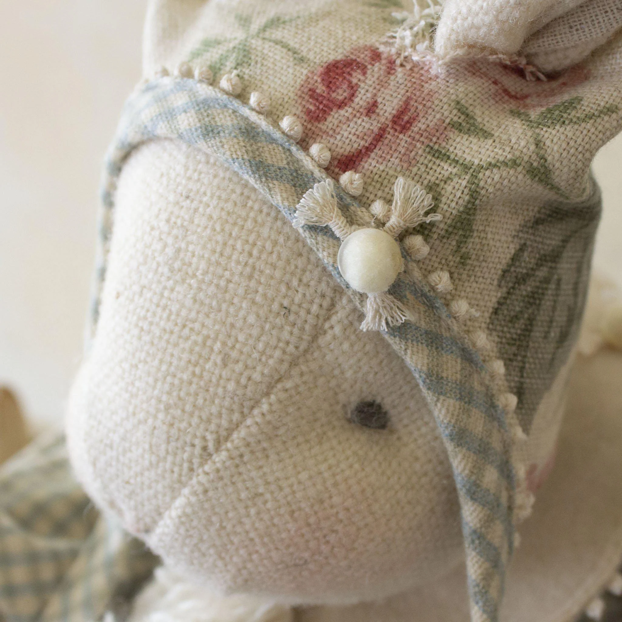 RETIRED - Hutch Studio - Bonnie Bunnytails - One Of A Kind Bunny - Image 3