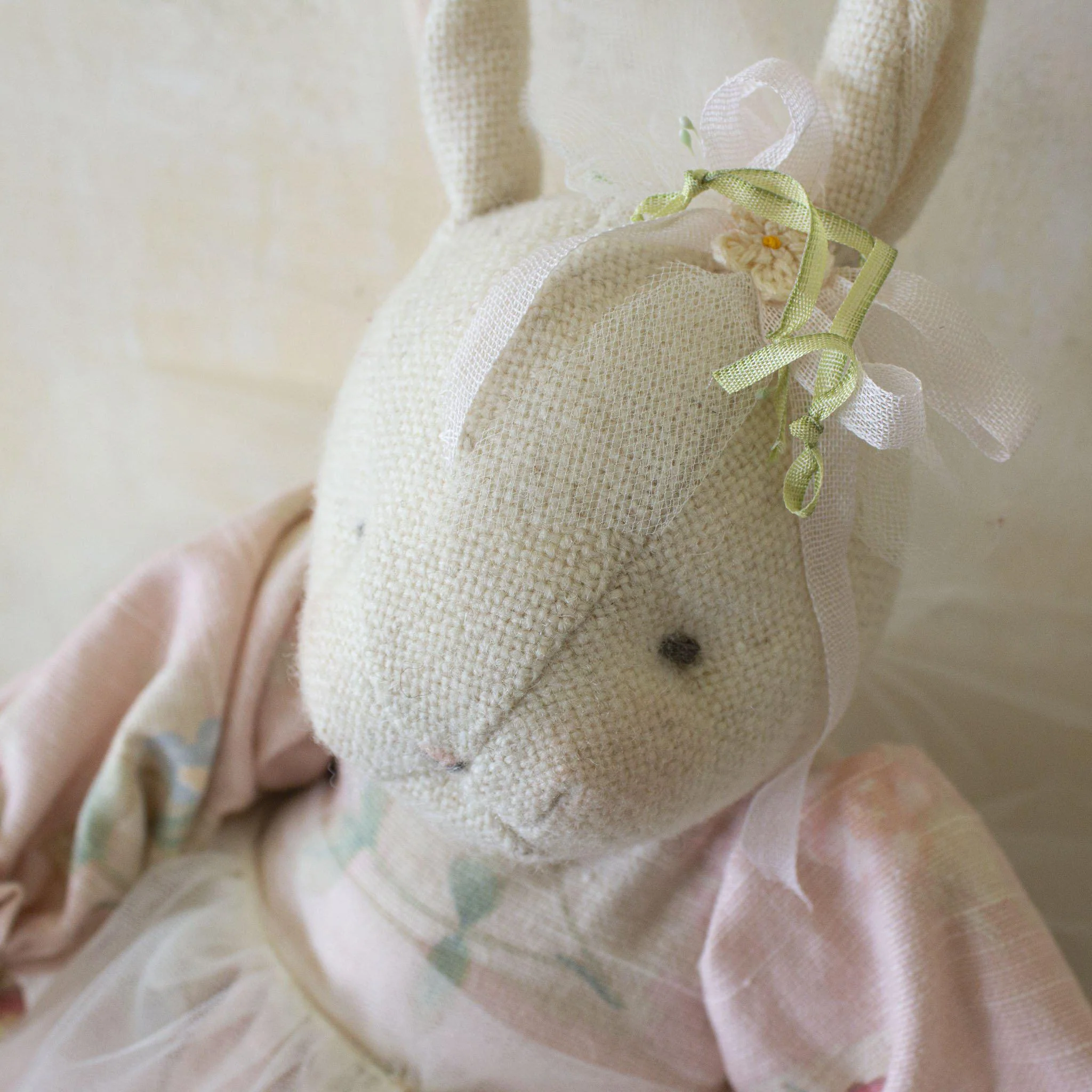RETIRED - Hutch Studio - Bunny Bushel - One Of A Kind Bunny - Image 2
