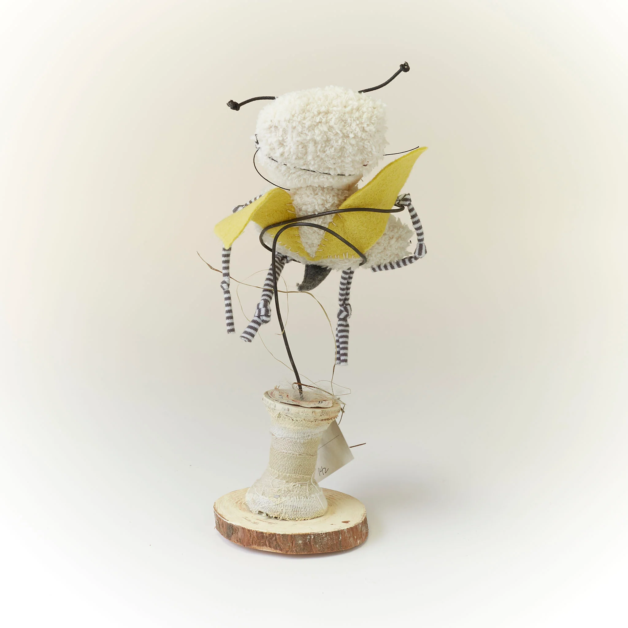 RETIRED - Hutch Studio - Buzby - One Of A Kind Bug - Image 2