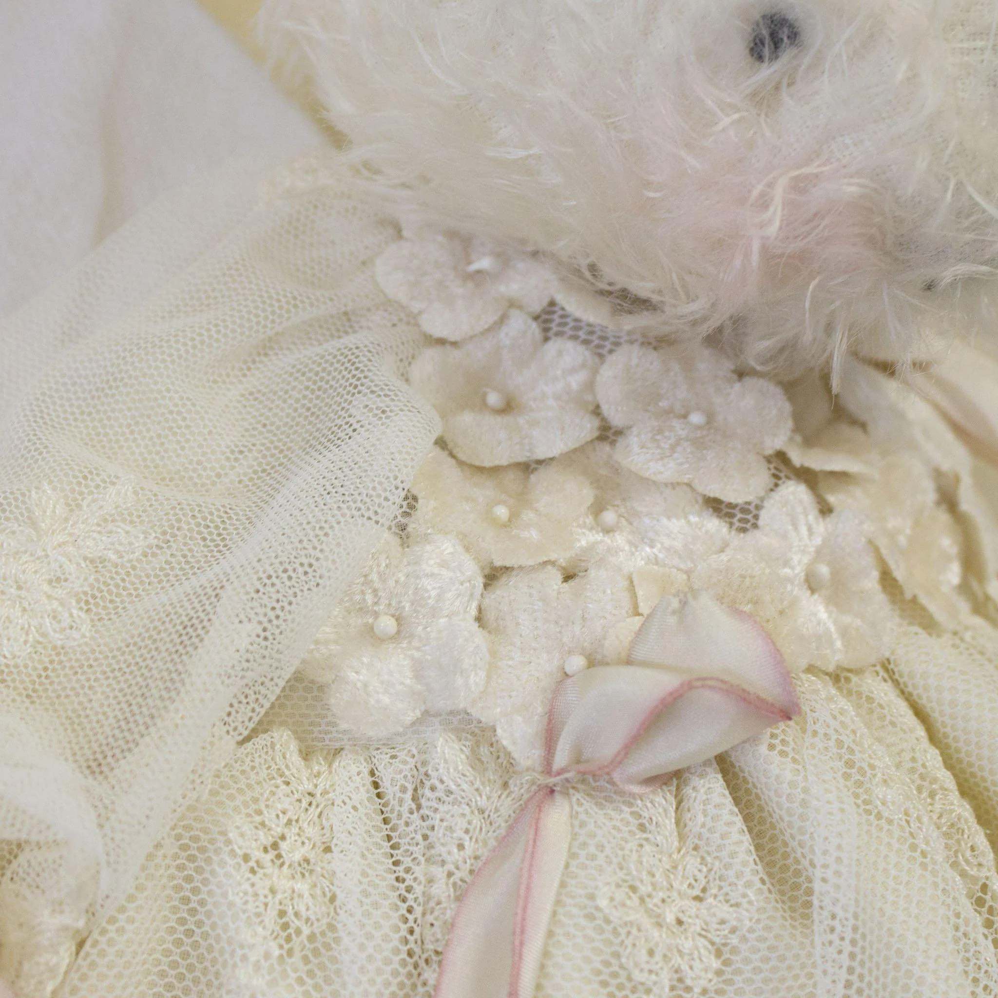 RETIRED - Hutch Studio - Dear Angelina - One Of A Kind Bunny - Image 3