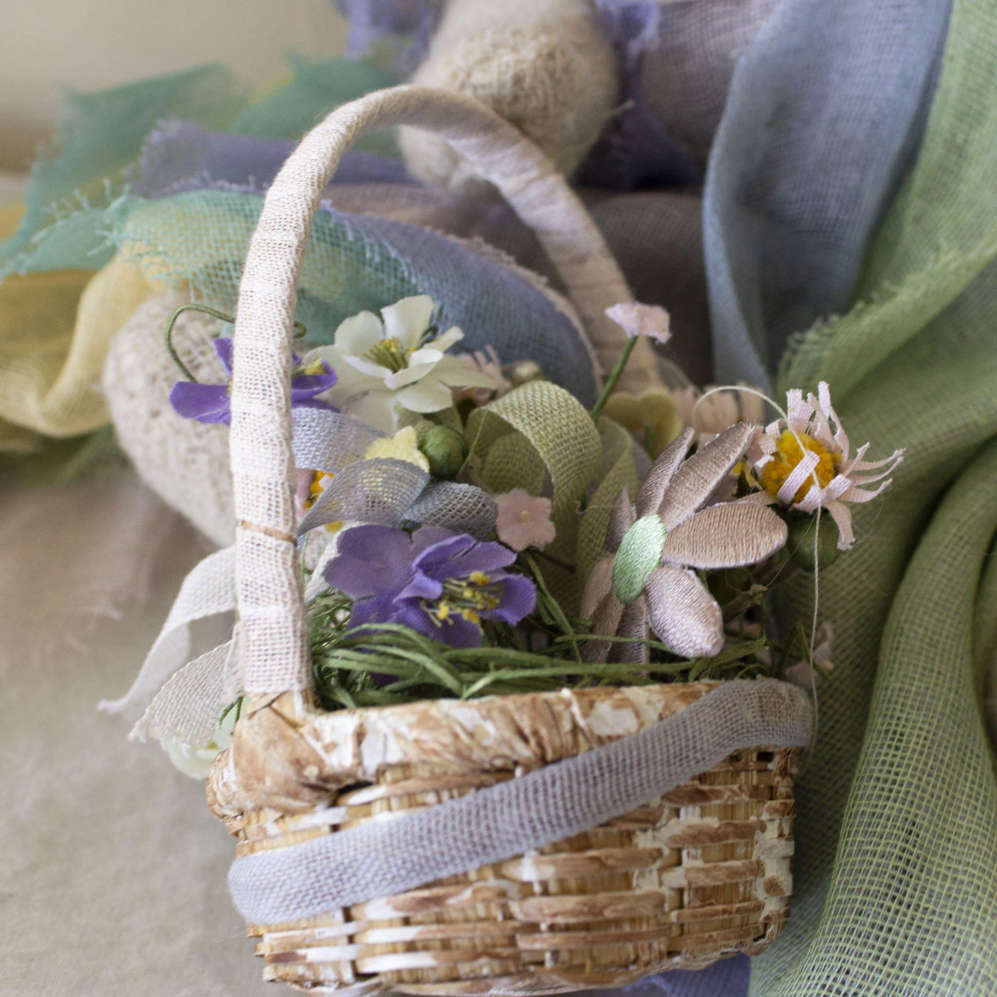 RETIRED - Hutch Studio - Florie Bunda - One Of A Kind Bunny - Image 5