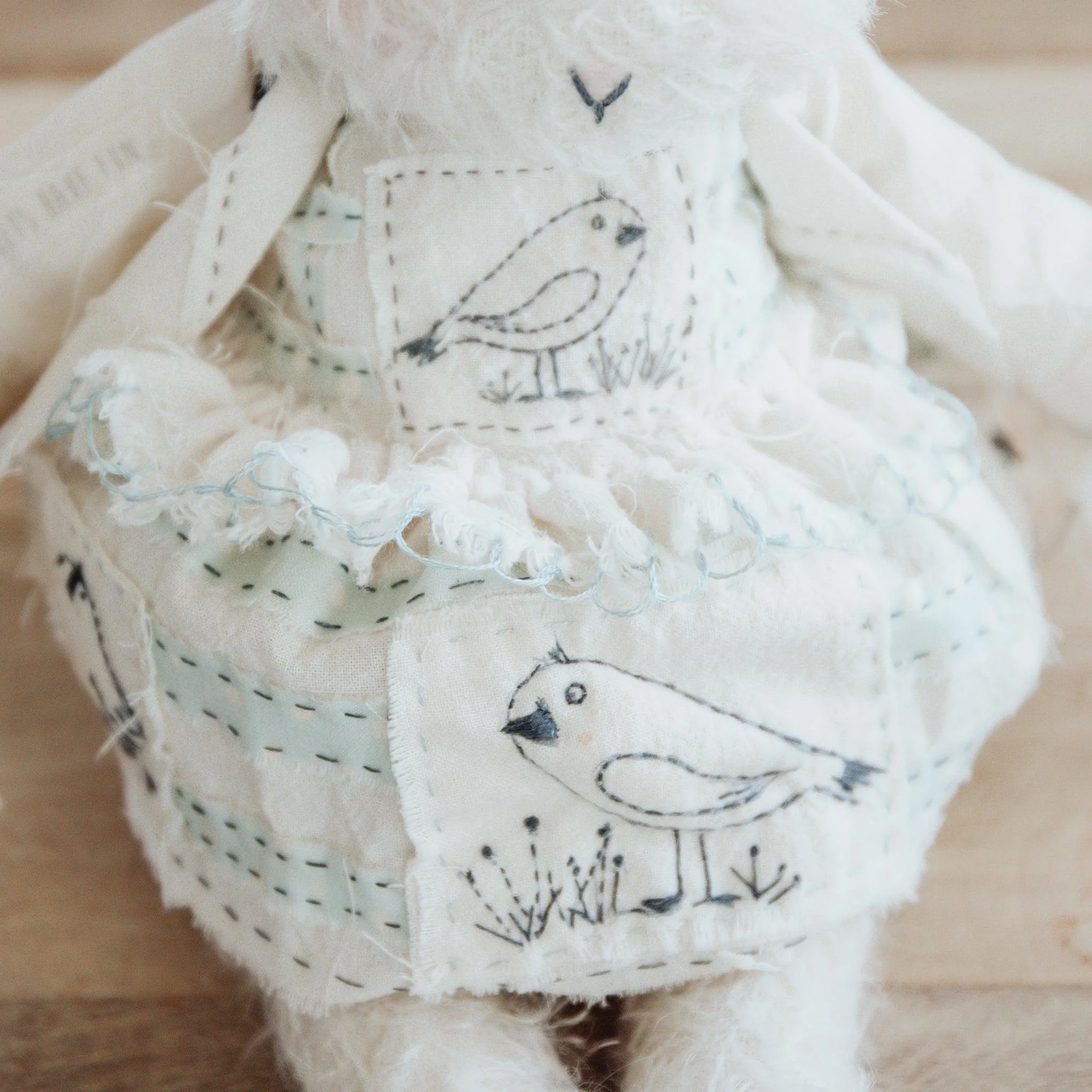 RETIRED - Hutch Studio - Hand Crafted Fiona Flock - Image 2
