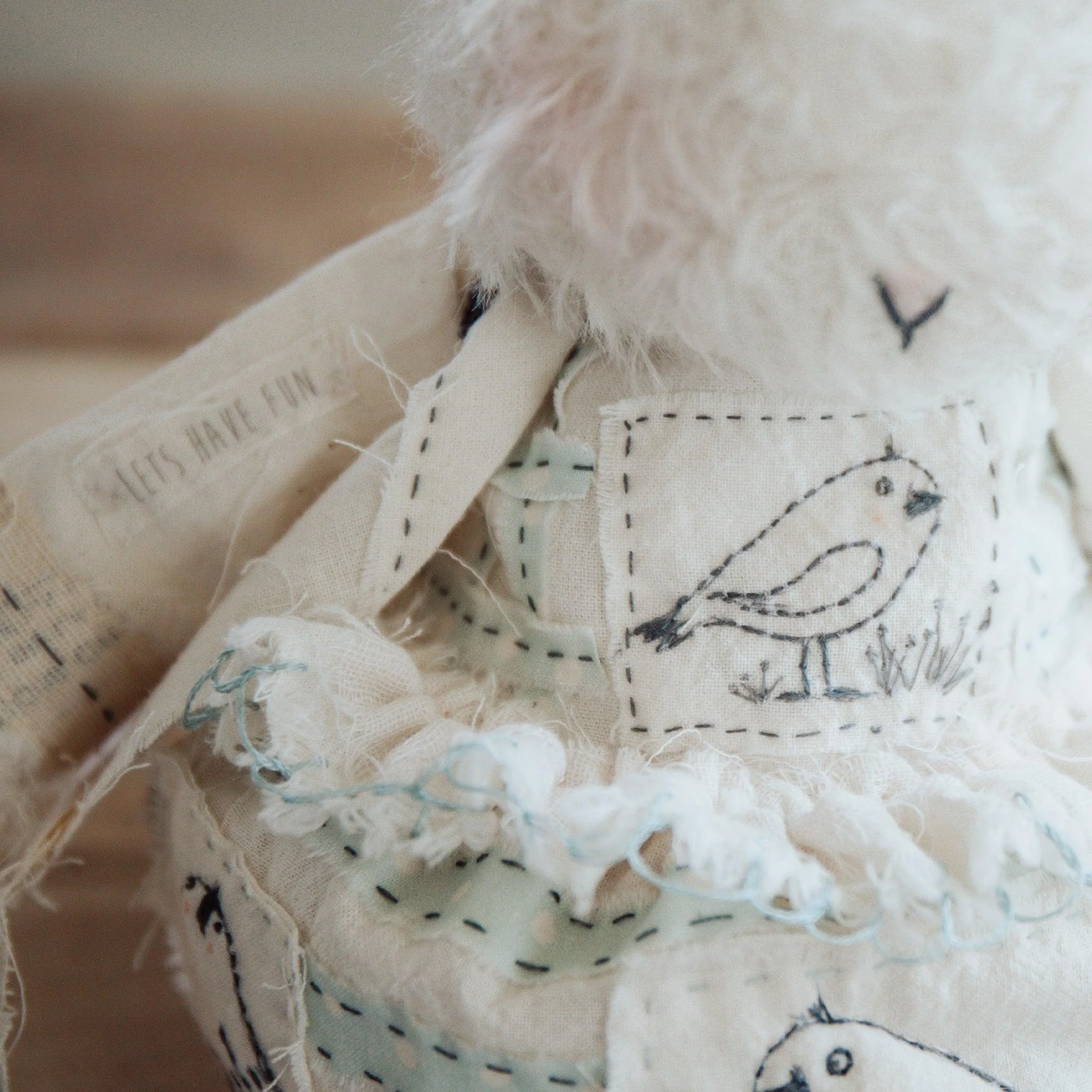 RETIRED - Hutch Studio - Hand Crafted Fiona Flock - Image 3