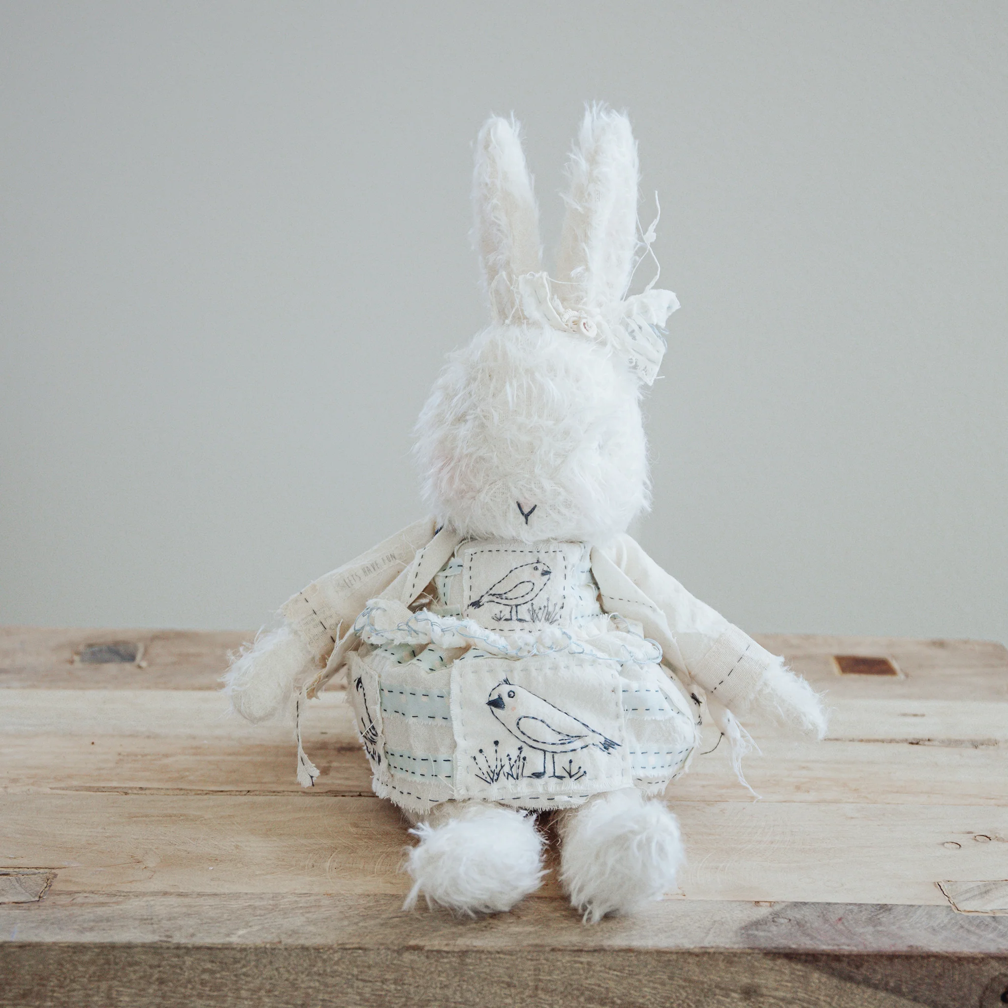 RETIRED - Hutch Studio - Hand Crafted Fiona Flock - Image 7