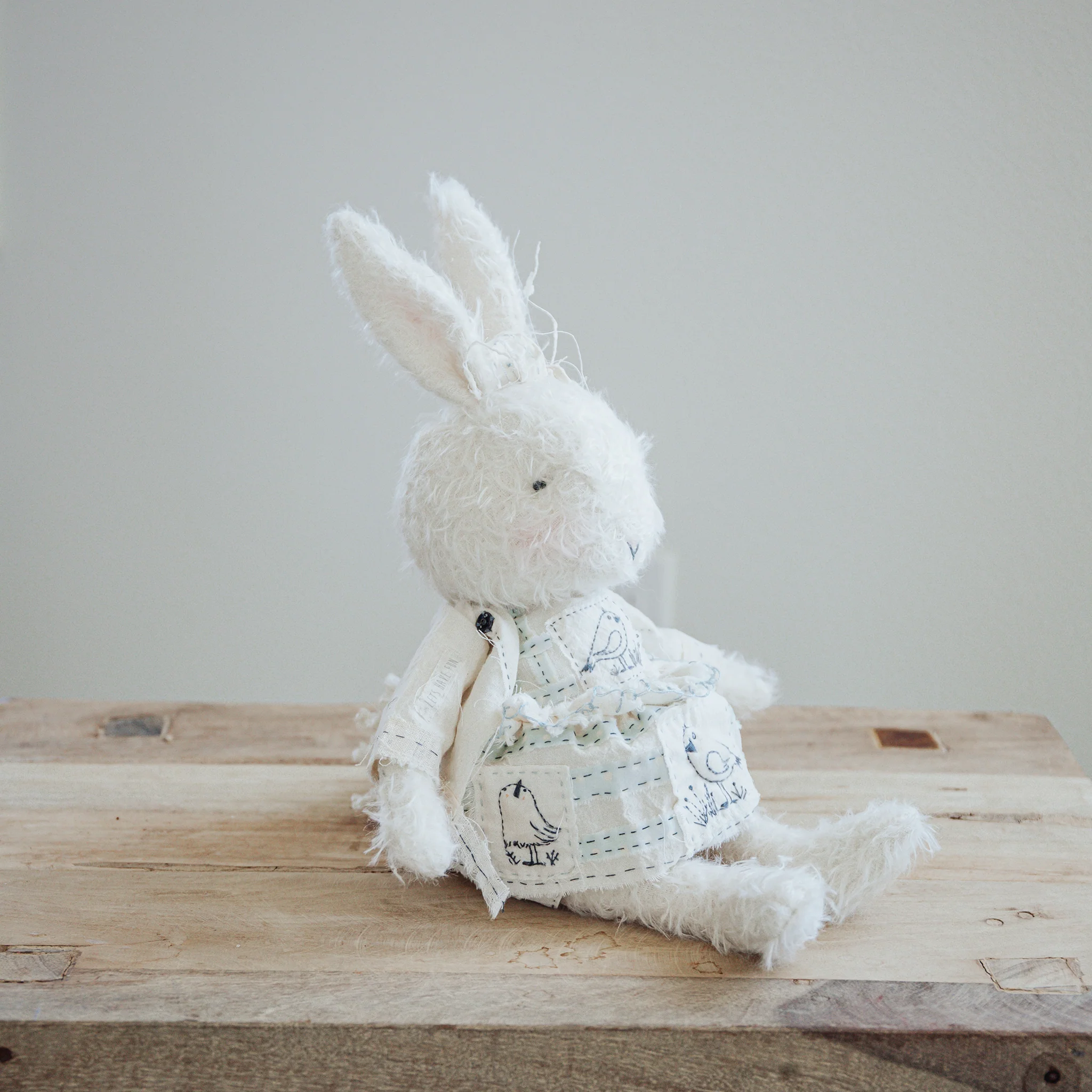 RETIRED - Hutch Studio - Hand Crafted Fiona Flock - Image 8