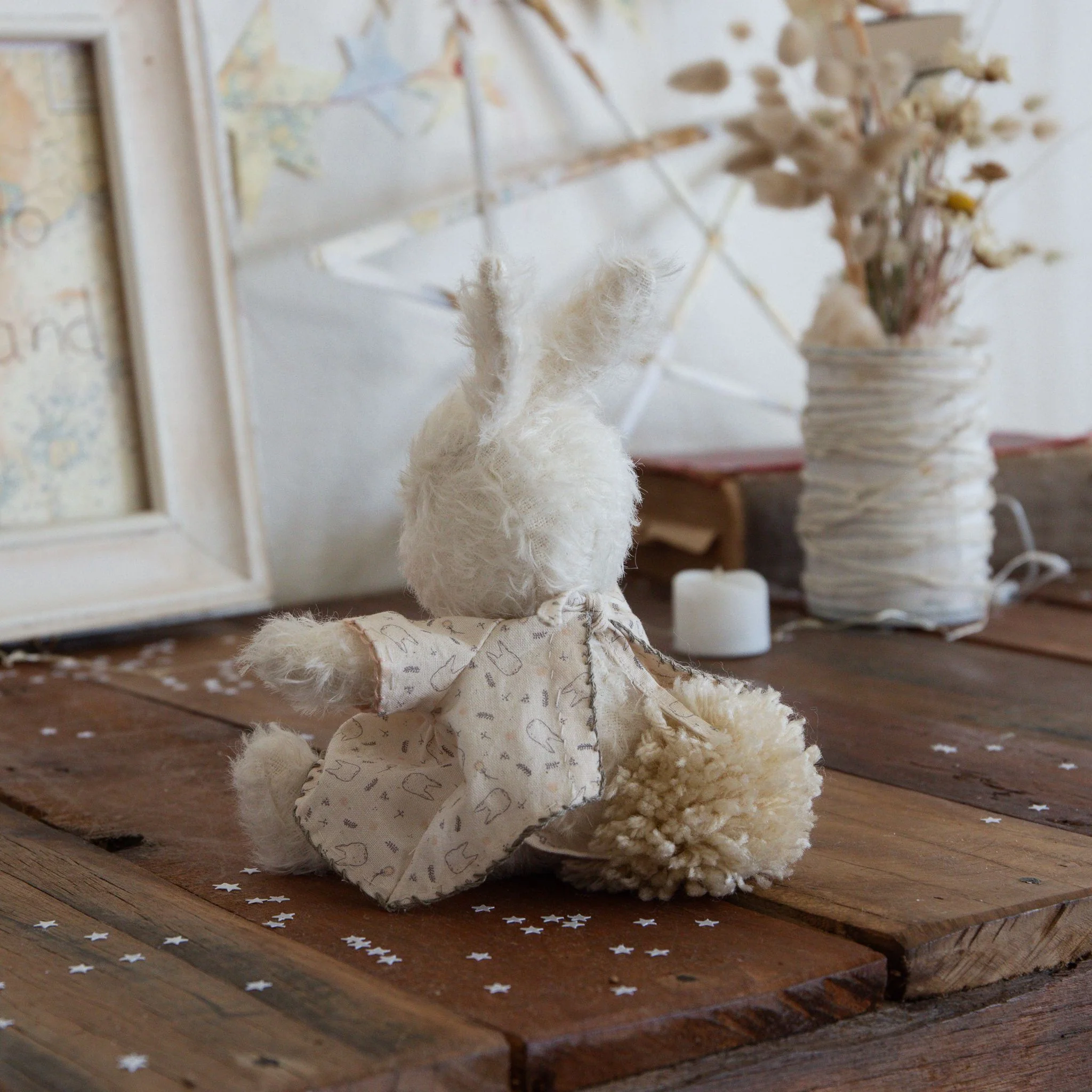 RETIRED - Hutch Studio - Itty Bitty 10 - Image 4