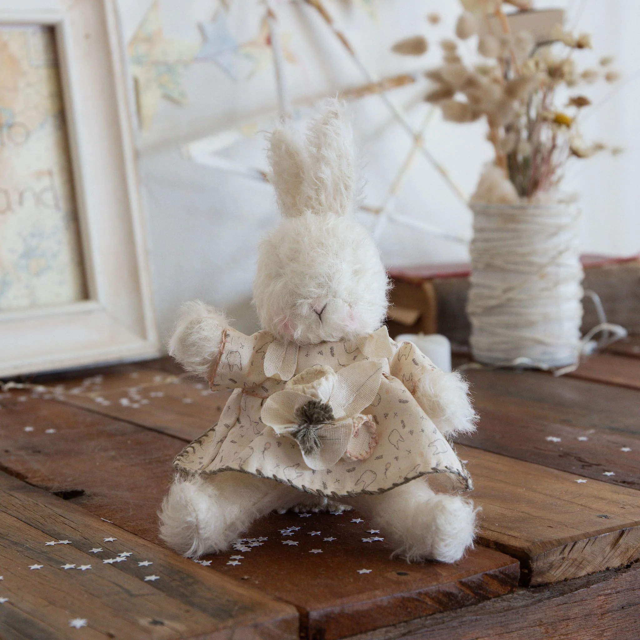 RETIRED - Hutch Studio - Itty Bitty 2