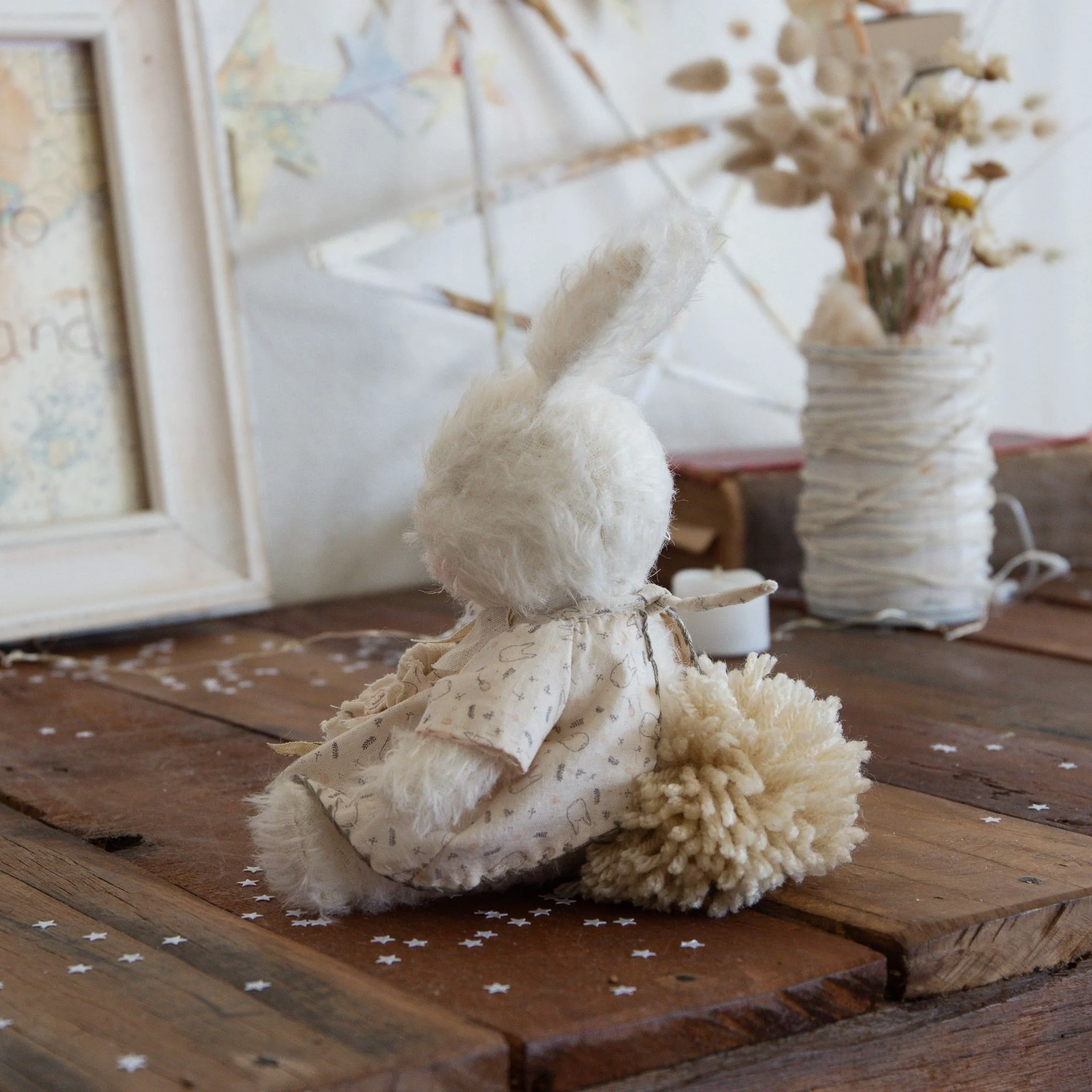 RETIRED - Hutch Studio - Itty Bitty 6 - Image 4