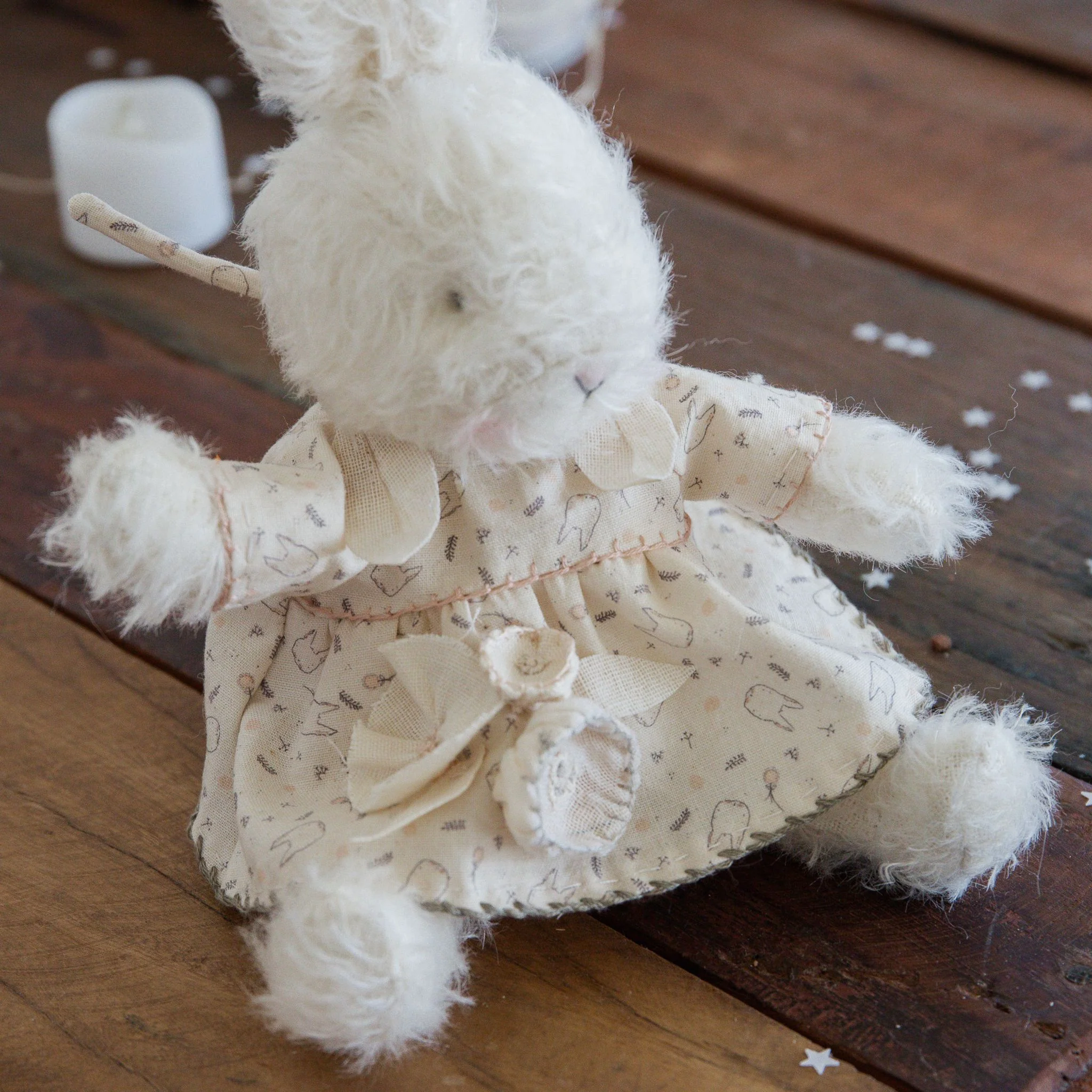 RETIRED - Hutch Studio - Itty Bitty 7 - Image 2