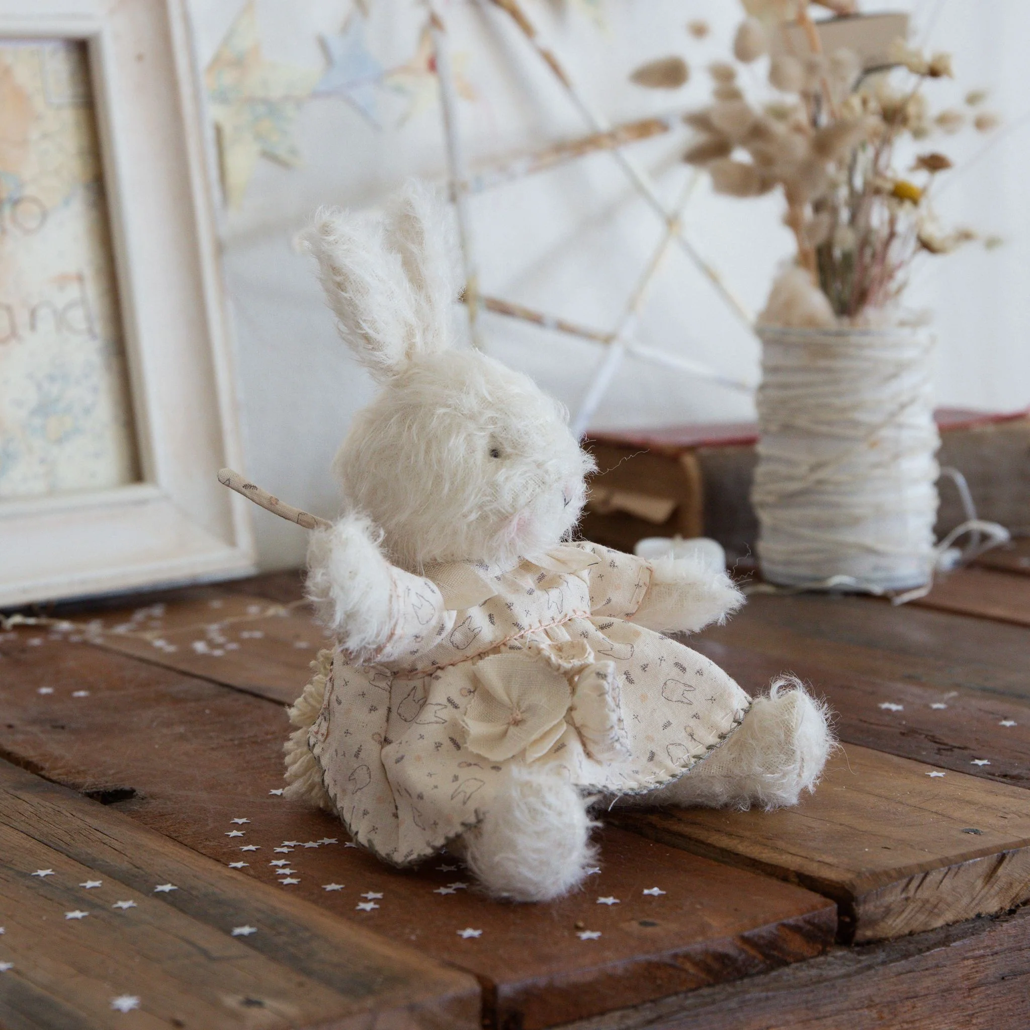 RETIRED - Hutch Studio - Itty Bitty 7 - Image 5