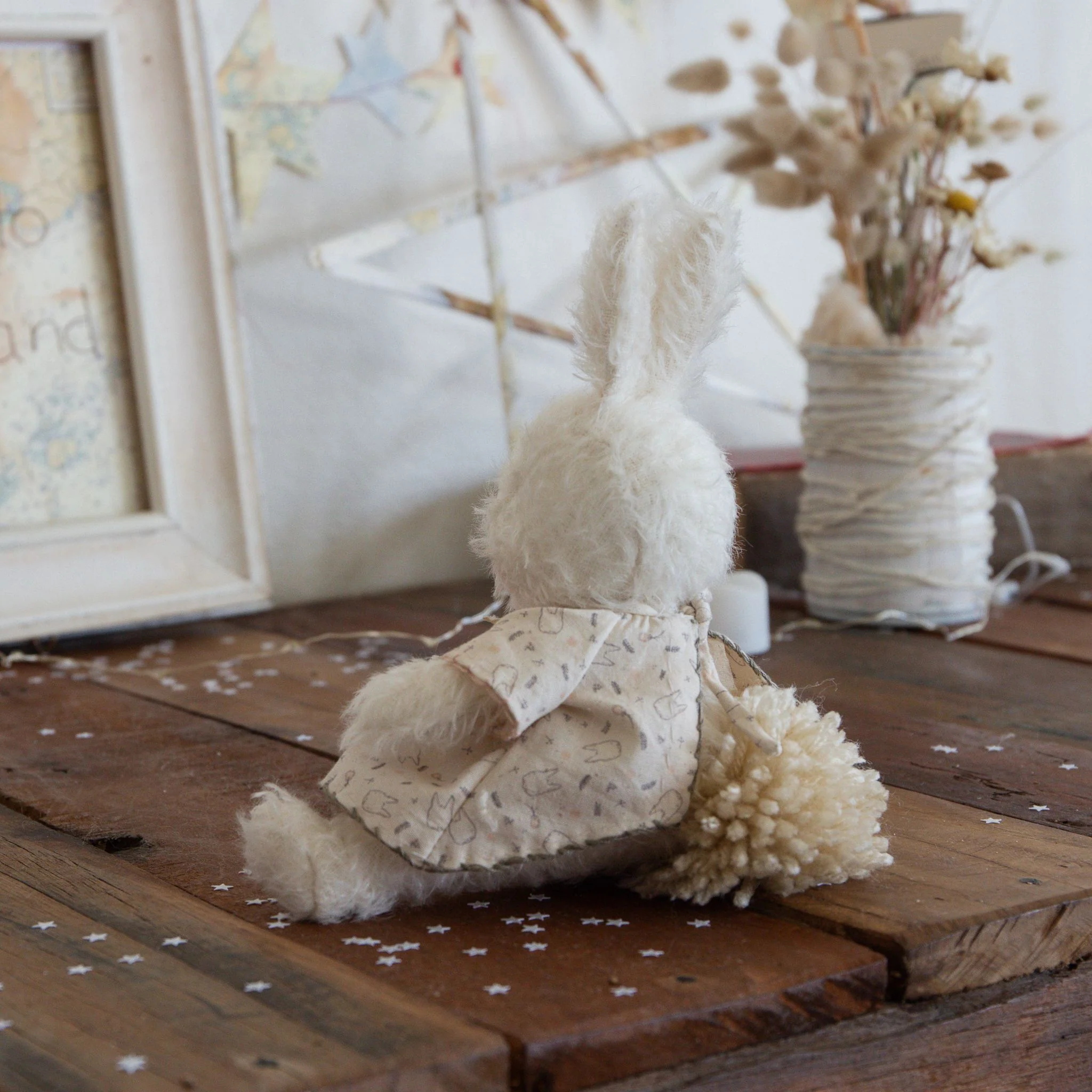 RETIRED - Hutch Studio - Itty Bitty 8 - Image 4