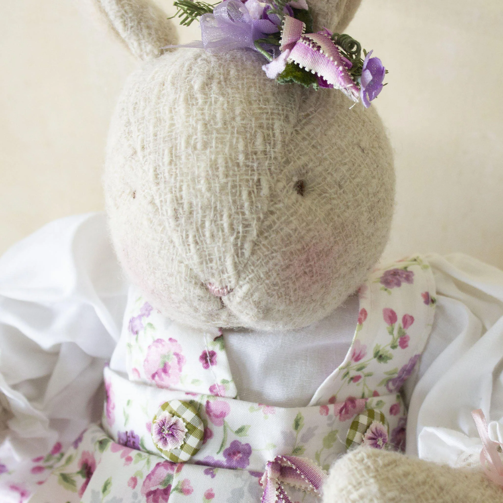 RETIRED - Hutch Studio - Josey Posey - One Of A Kind Bunny - Image 2