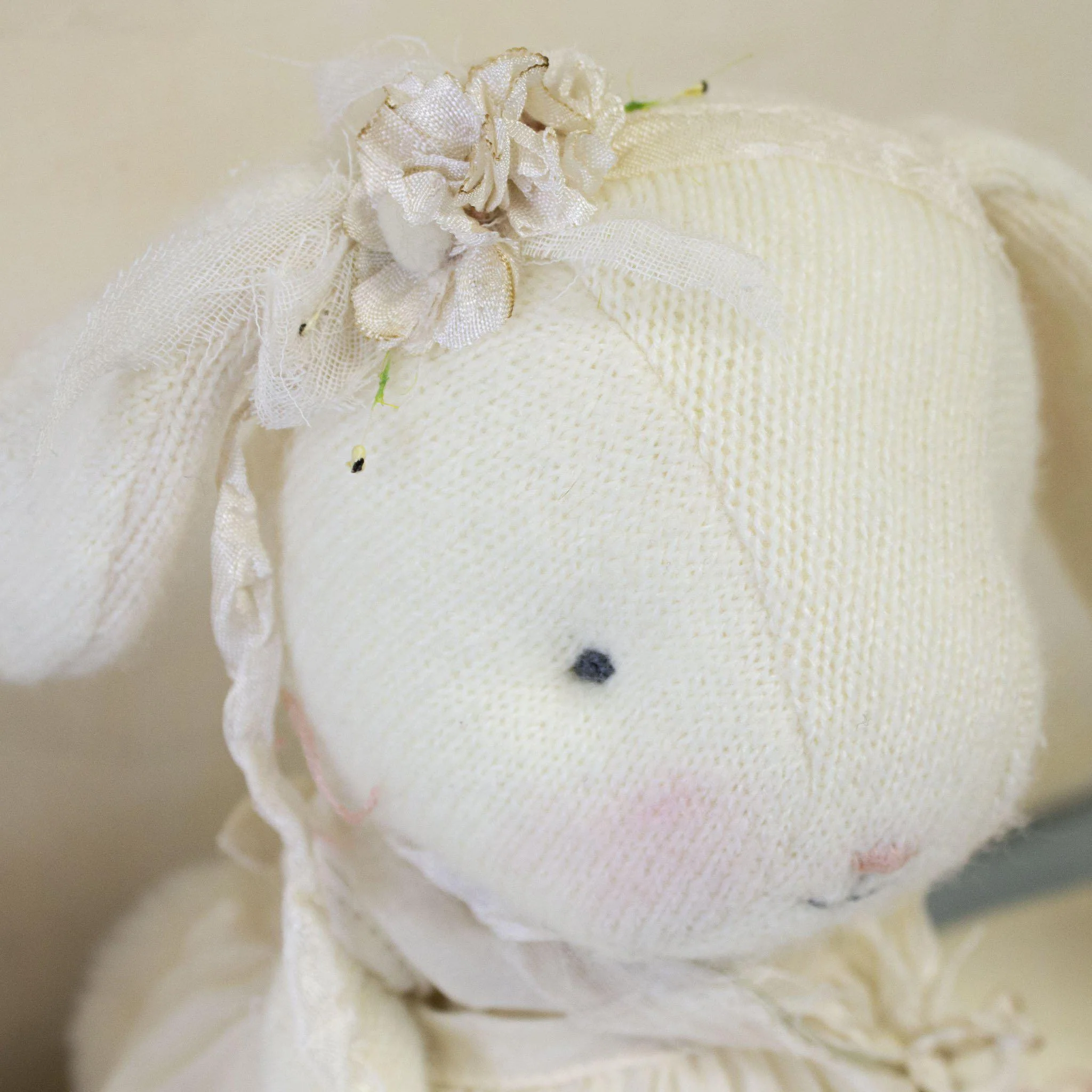 RETIRED - Hutch Studio - Little Posey - One Of A Kind Bunny - Image 2