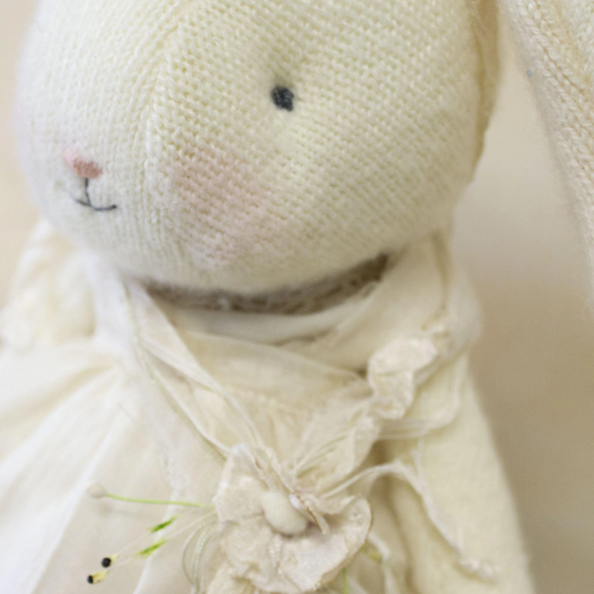 RETIRED - Hutch Studio - Little Posey - One Of A Kind Bunny - Image 3