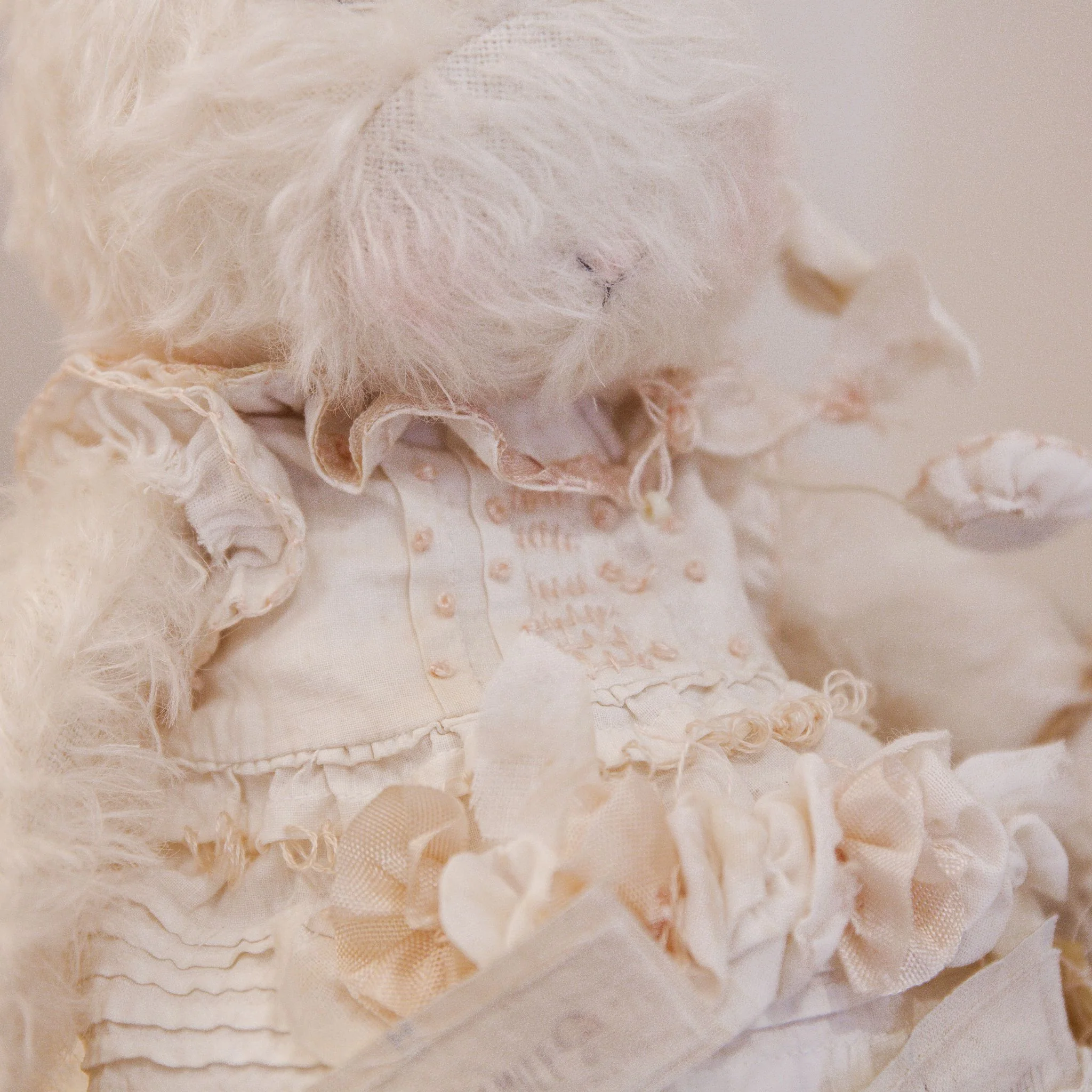 RETIRED - Hutch Studio - Miss Lovey Love Note - Hand-Crafted Curly Mohair Cream Bunny - Image 9