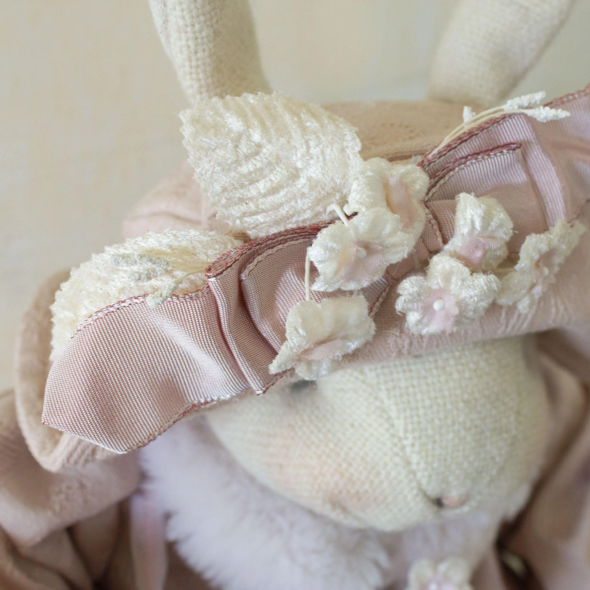 RETIRED - Hutch Studio - Miss Muff - One Of A Kind Bunny - Image 4