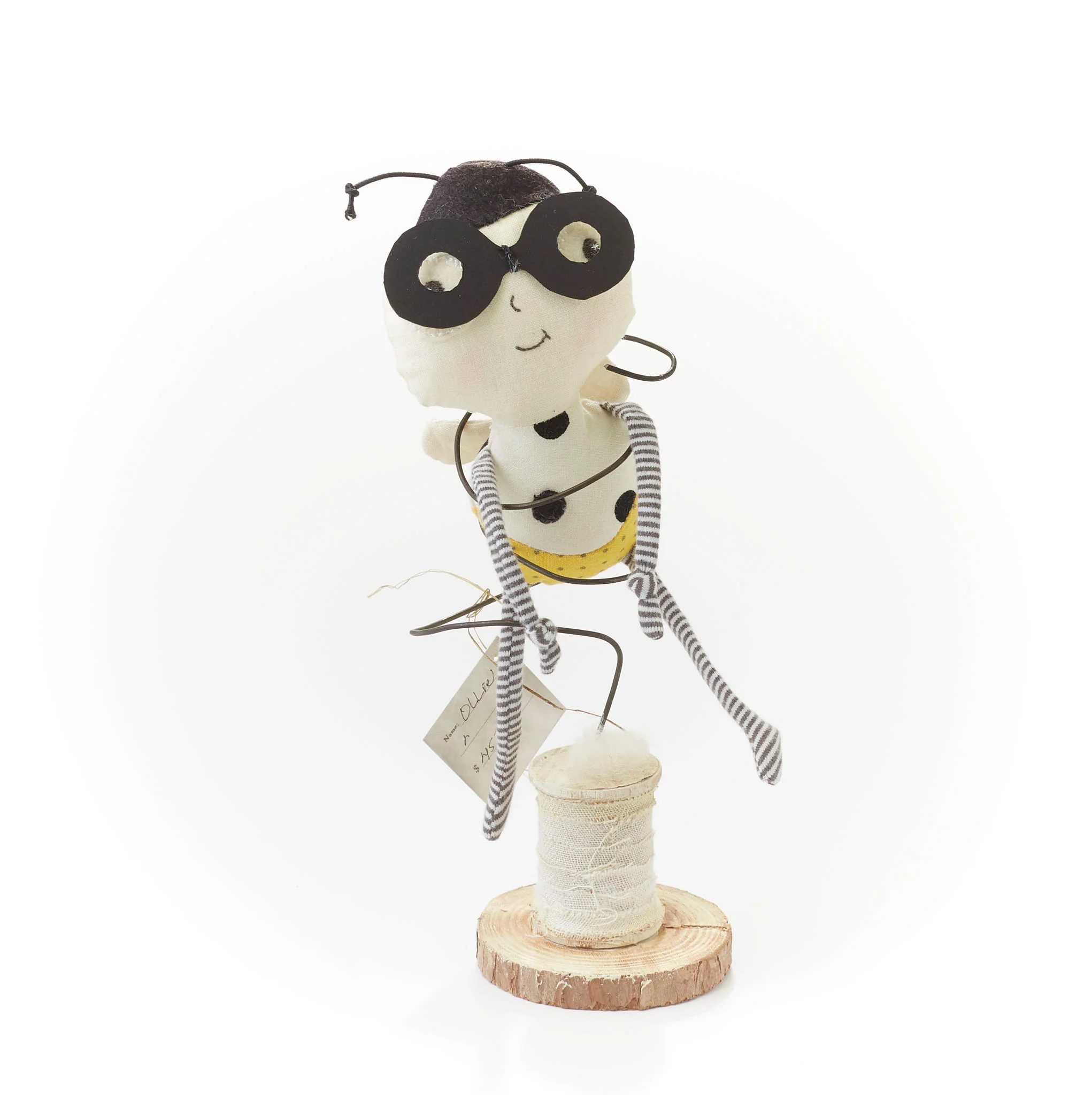 RETIRED - Hutch Studio - Ollie - One Of A Kind Bug