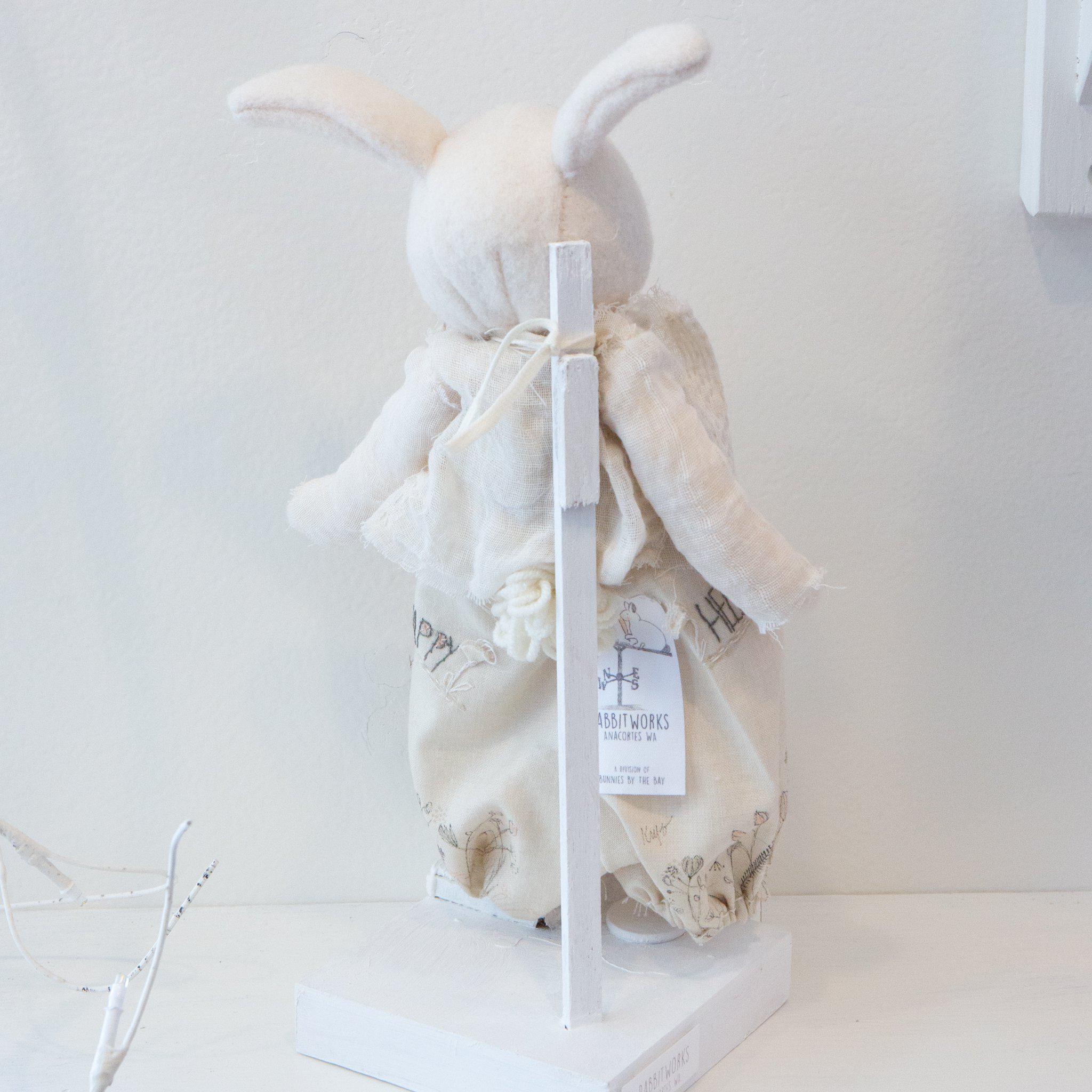 RETIRED - Hutch Studio Original - Darling Dabney - One of A Kind Bunny - Image 5