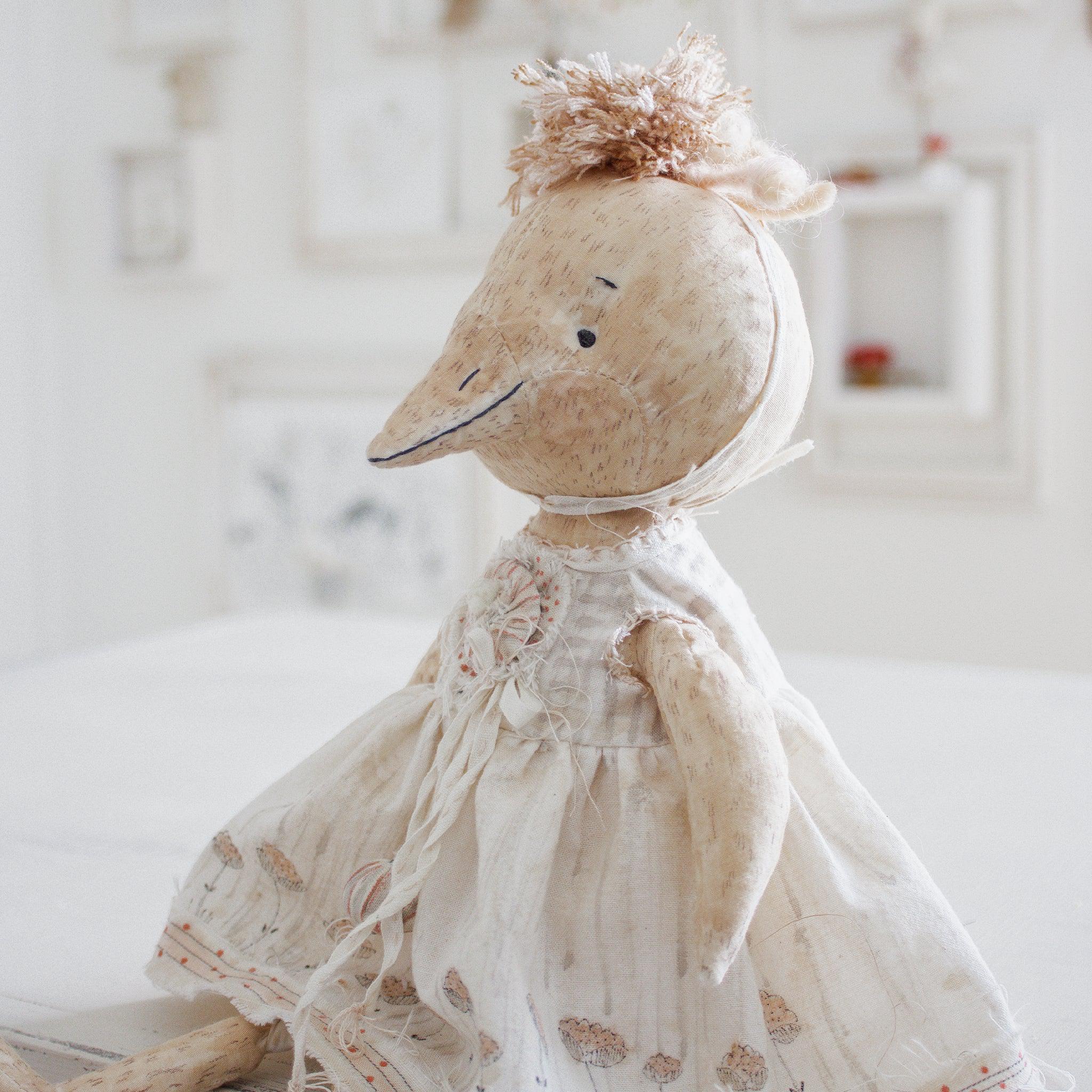 Hutch Studio Original -Lula Lady Bird - Image 3