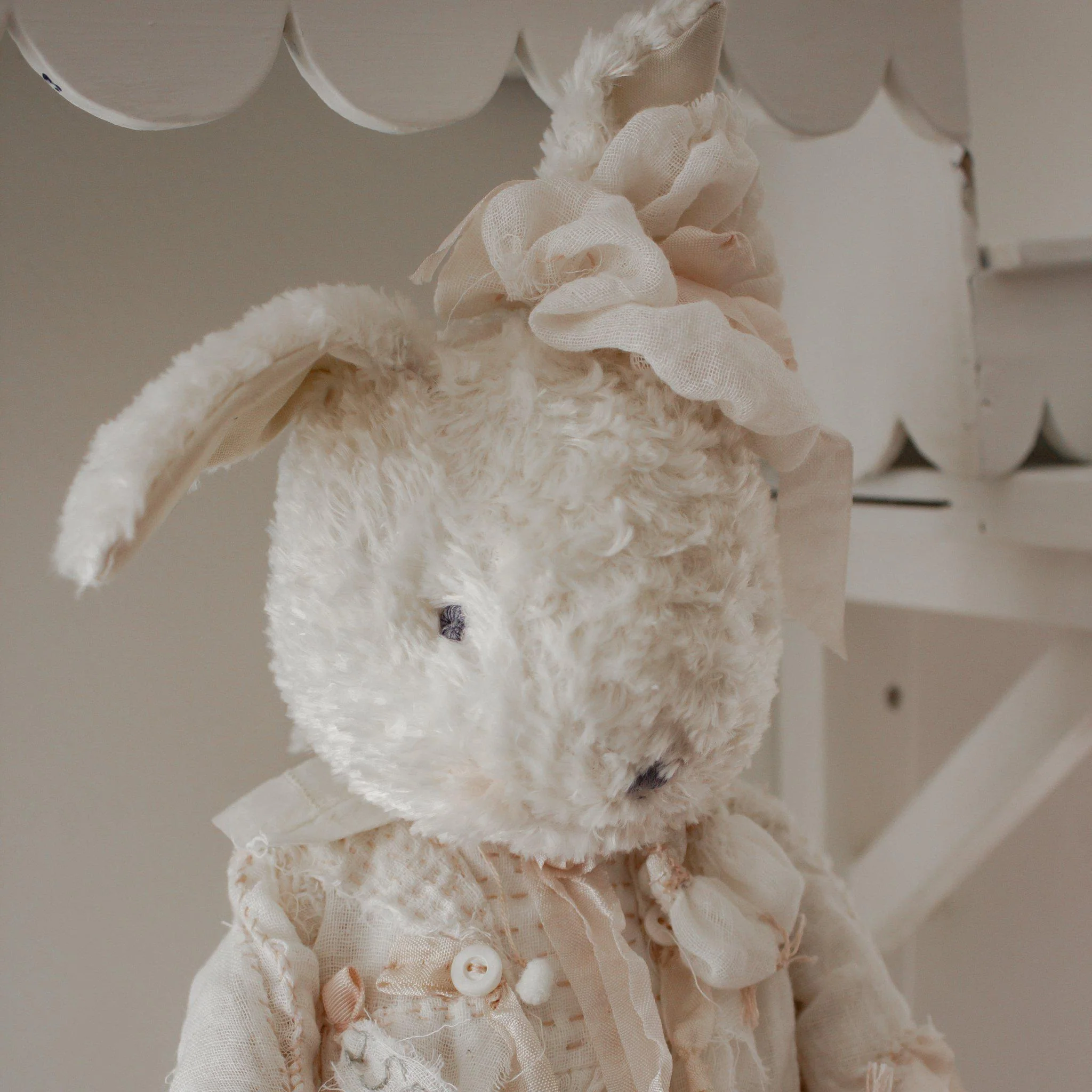 RETIRED - Hutch Studio Original - Purity - One of a Kind Bunny - Image 4