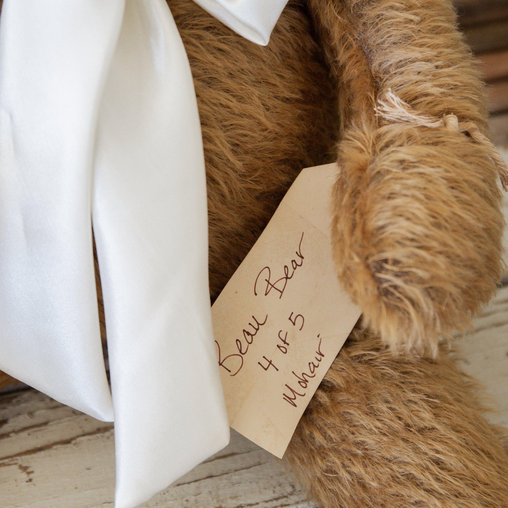 Hutch Studio - Hand Crafted Smaller Beau Bowdacious - Image 4