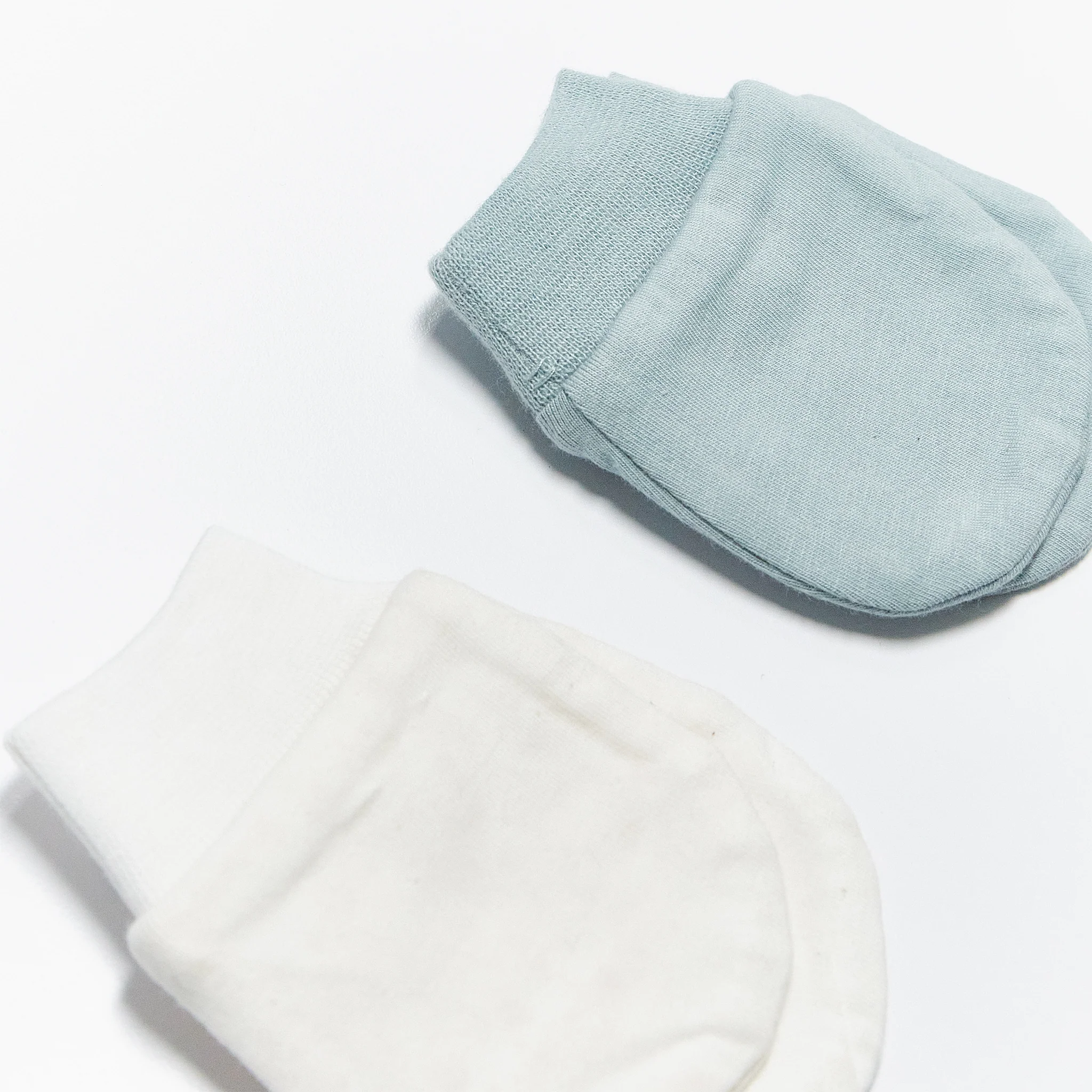RETIRED - Kudaa Organic Baby Mitten Set - Bunny White & Bay Blue - Image 3