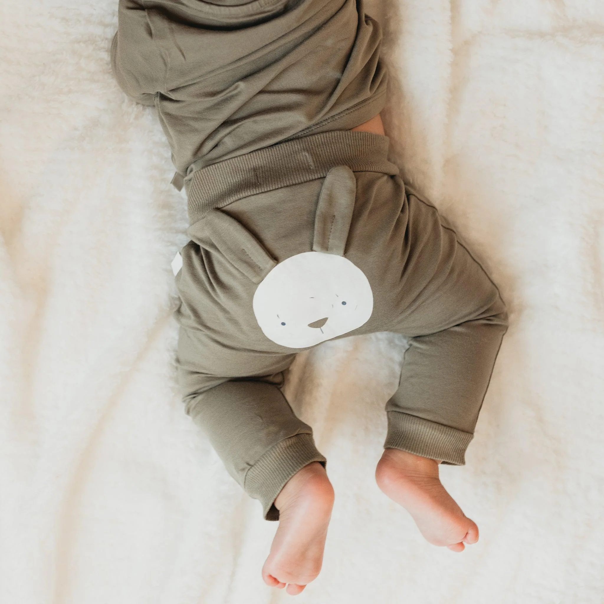 RETIRED - Organic Long Sleeve Bunny Pant Set - Bayleaf - Image 2