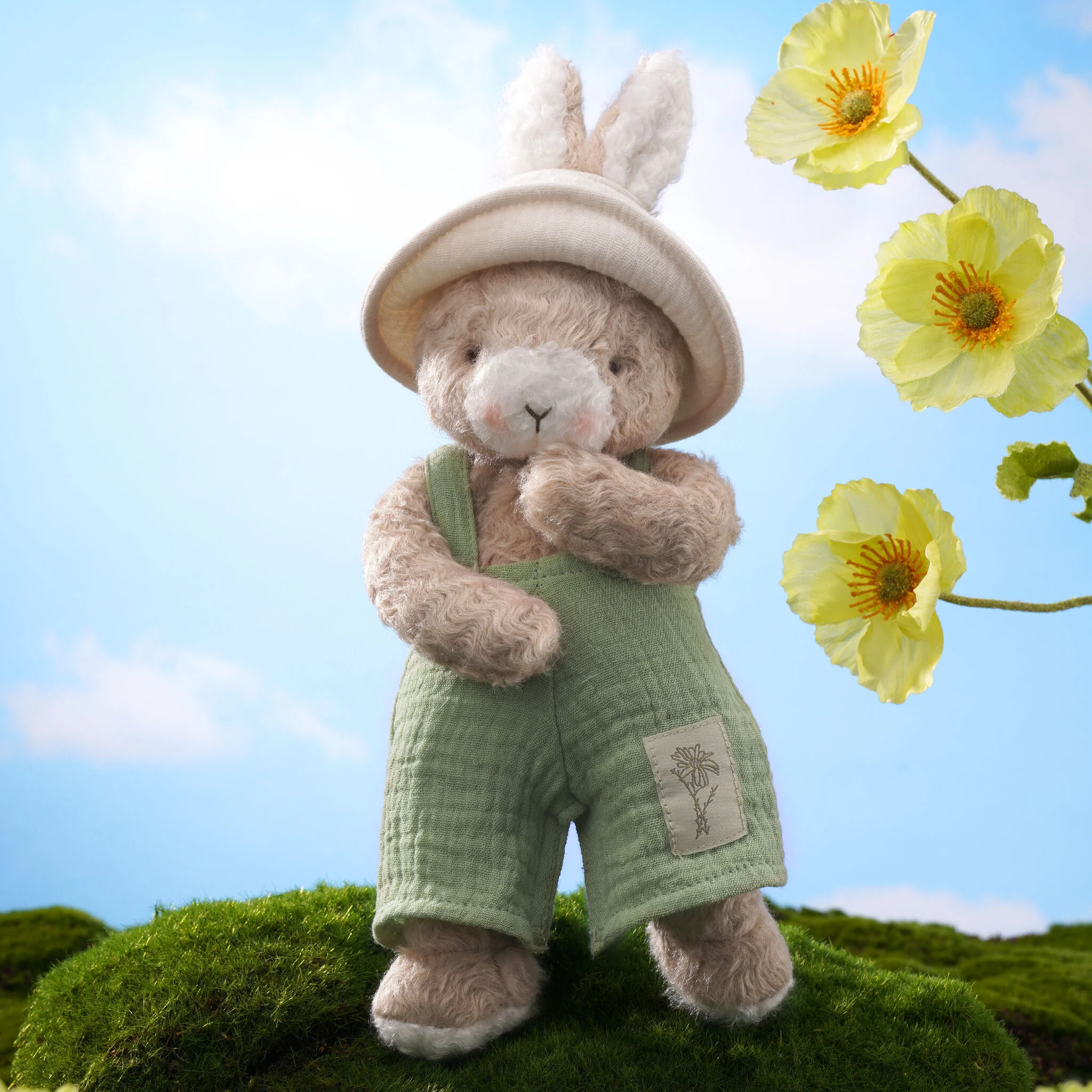 Limited Edition - 40th Anniversary Bramble the Bunny - Image 2