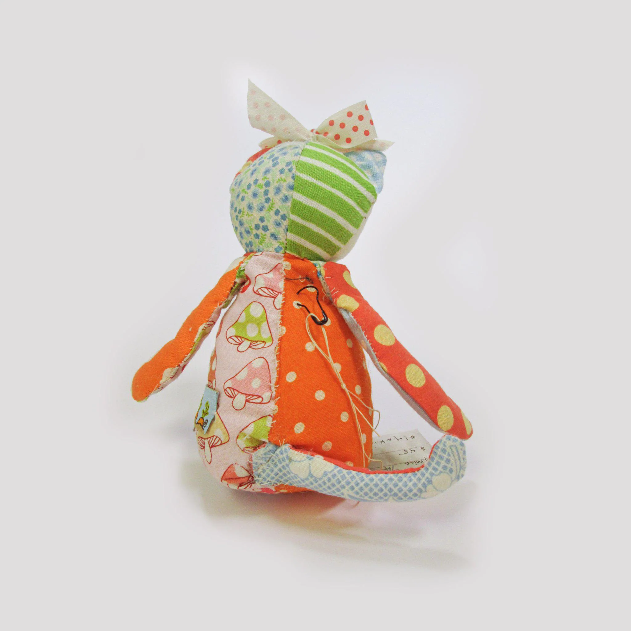 RETIRED - Hutch Studio - Hello Puppy Sitting - One Of A Kind Puppy - Image 2