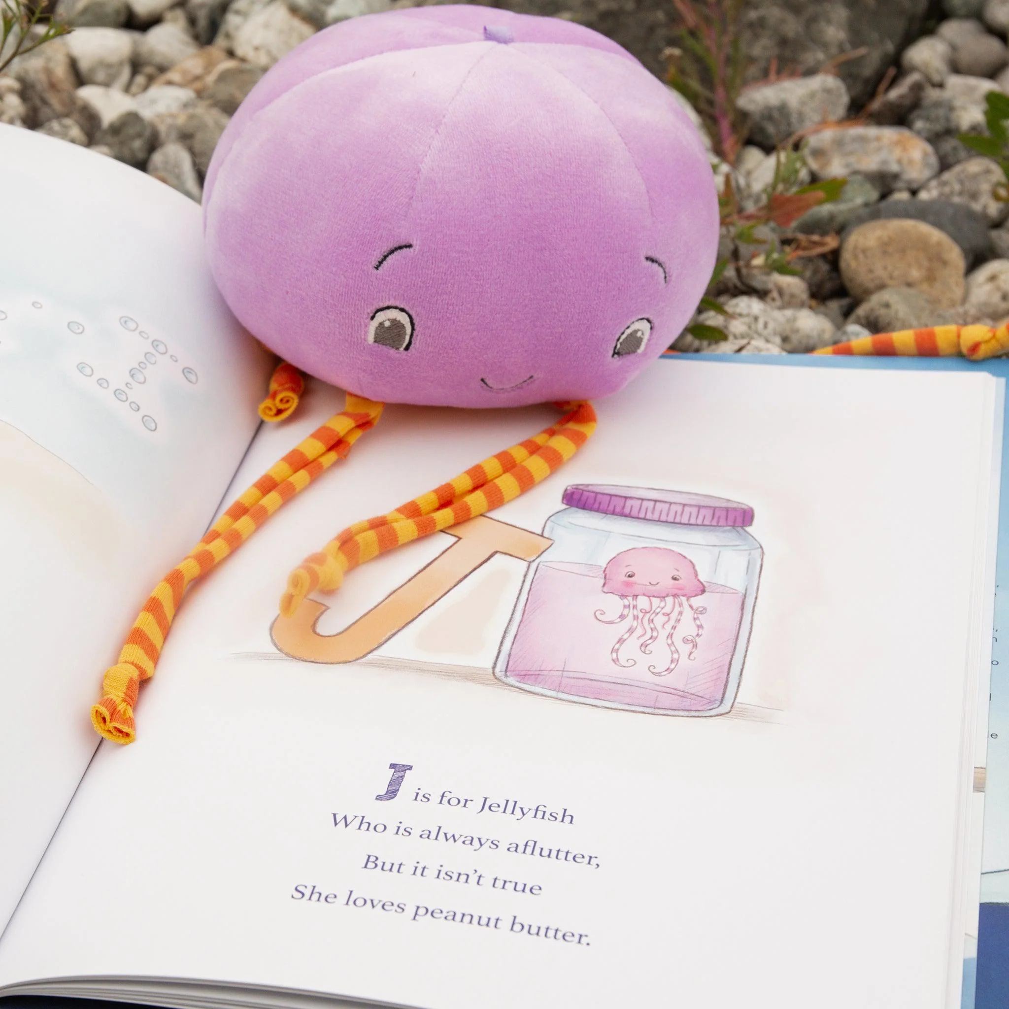 RETIRED - Weegee Jelly fish - Image 5